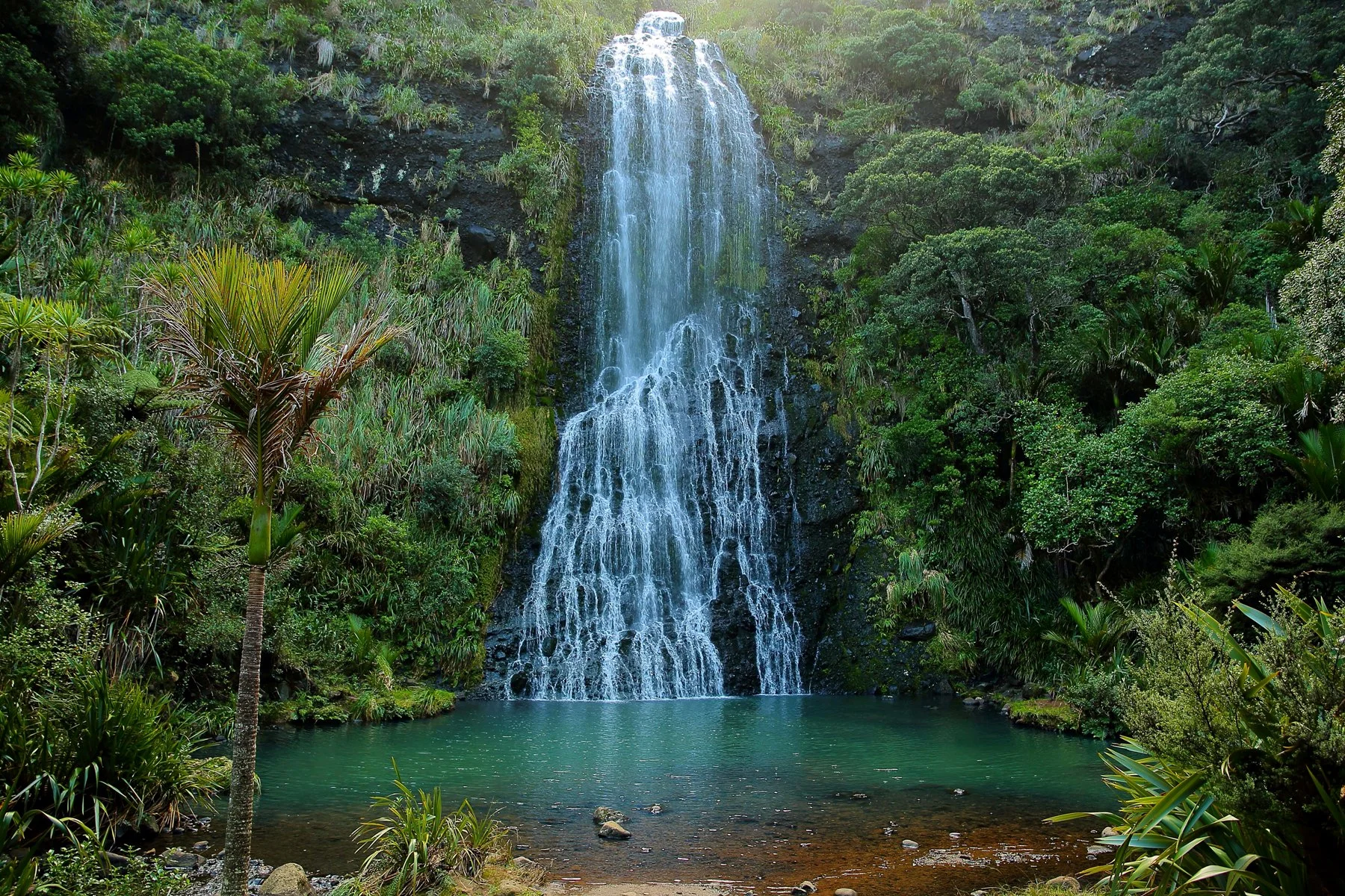 Karekare Falls 099d-.jpg
