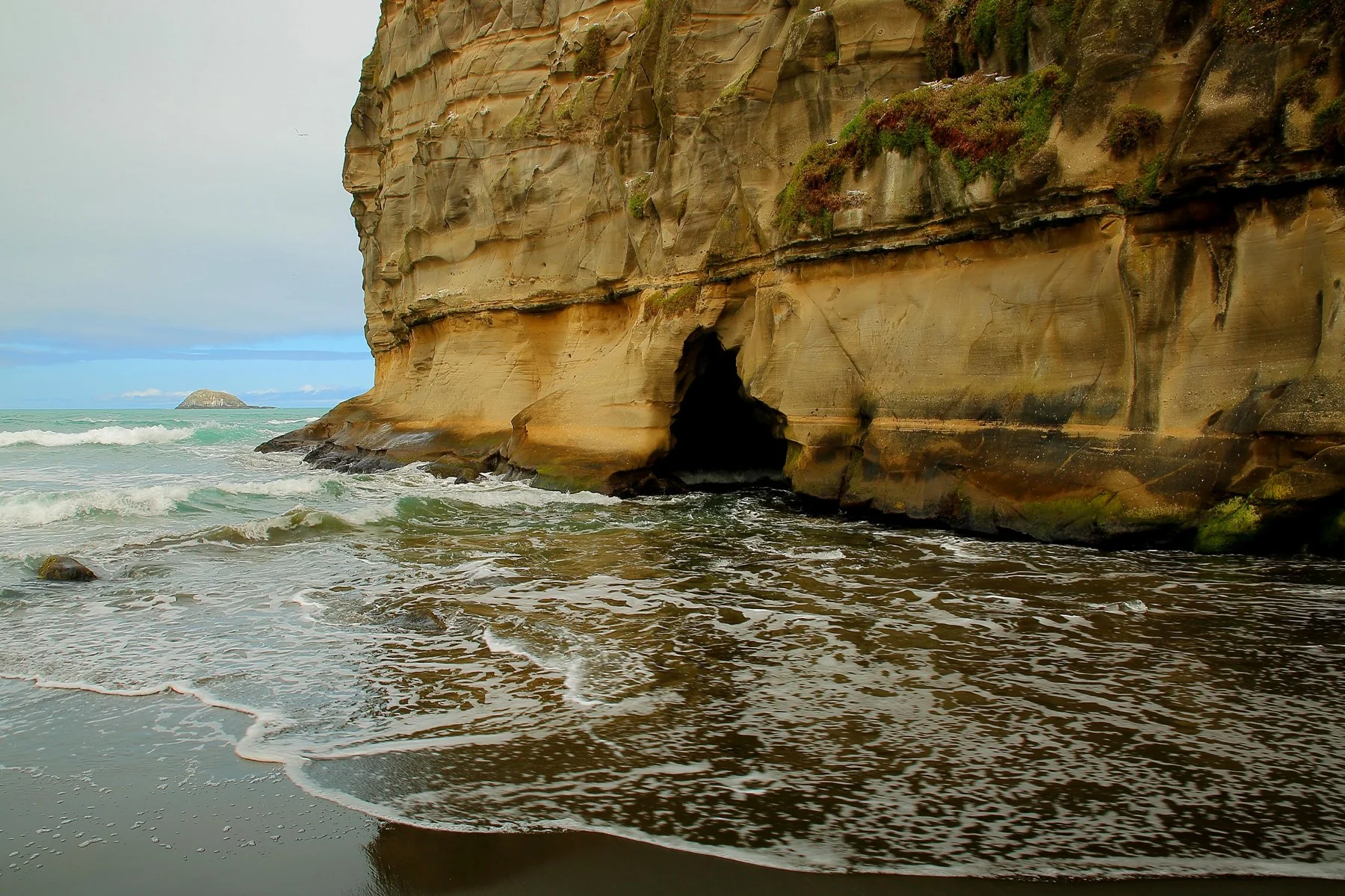 Maori Bay,Maukatia,-018d.jpg