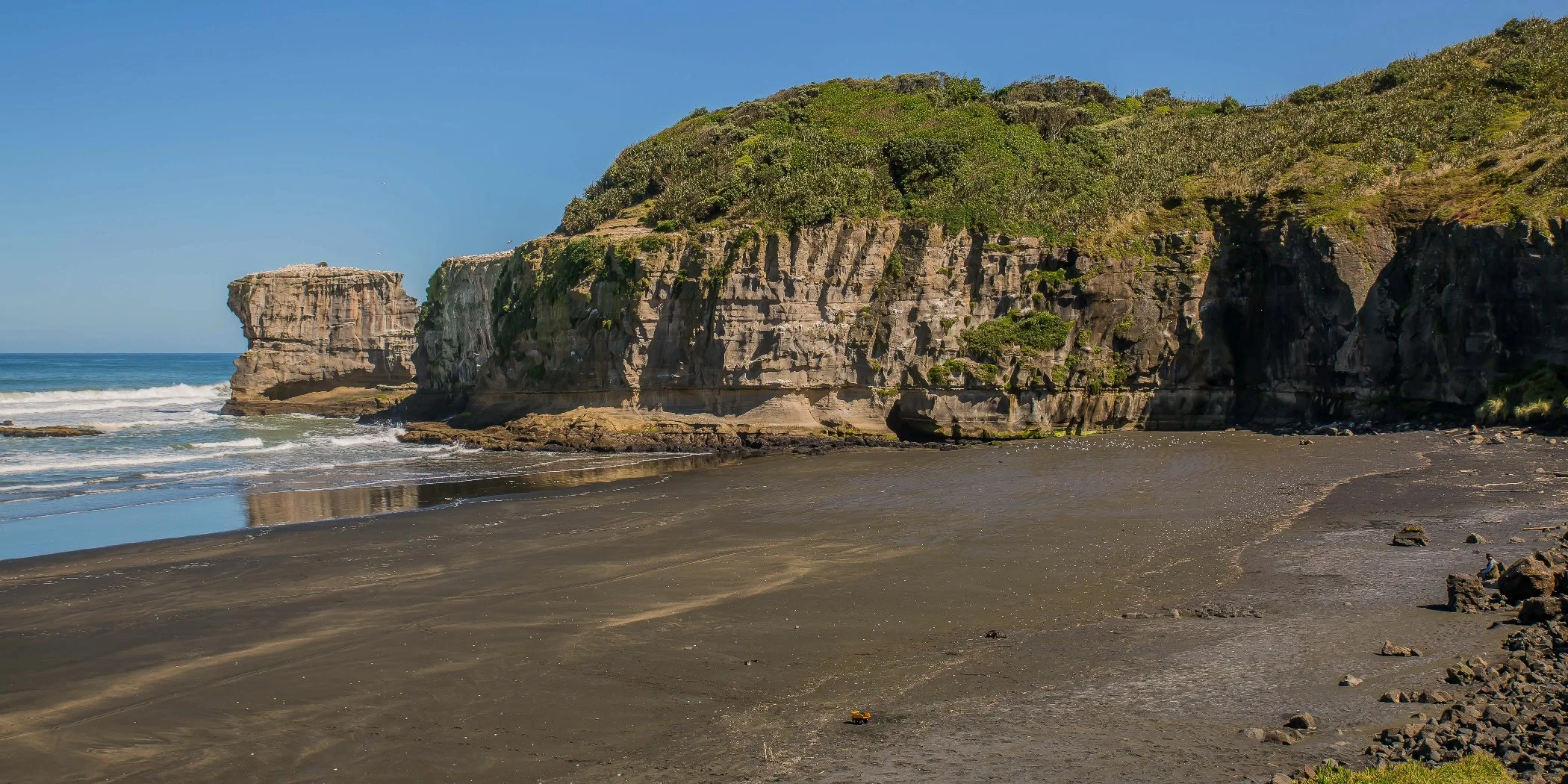 Maori Bay,Maukatia,-440d.jpg