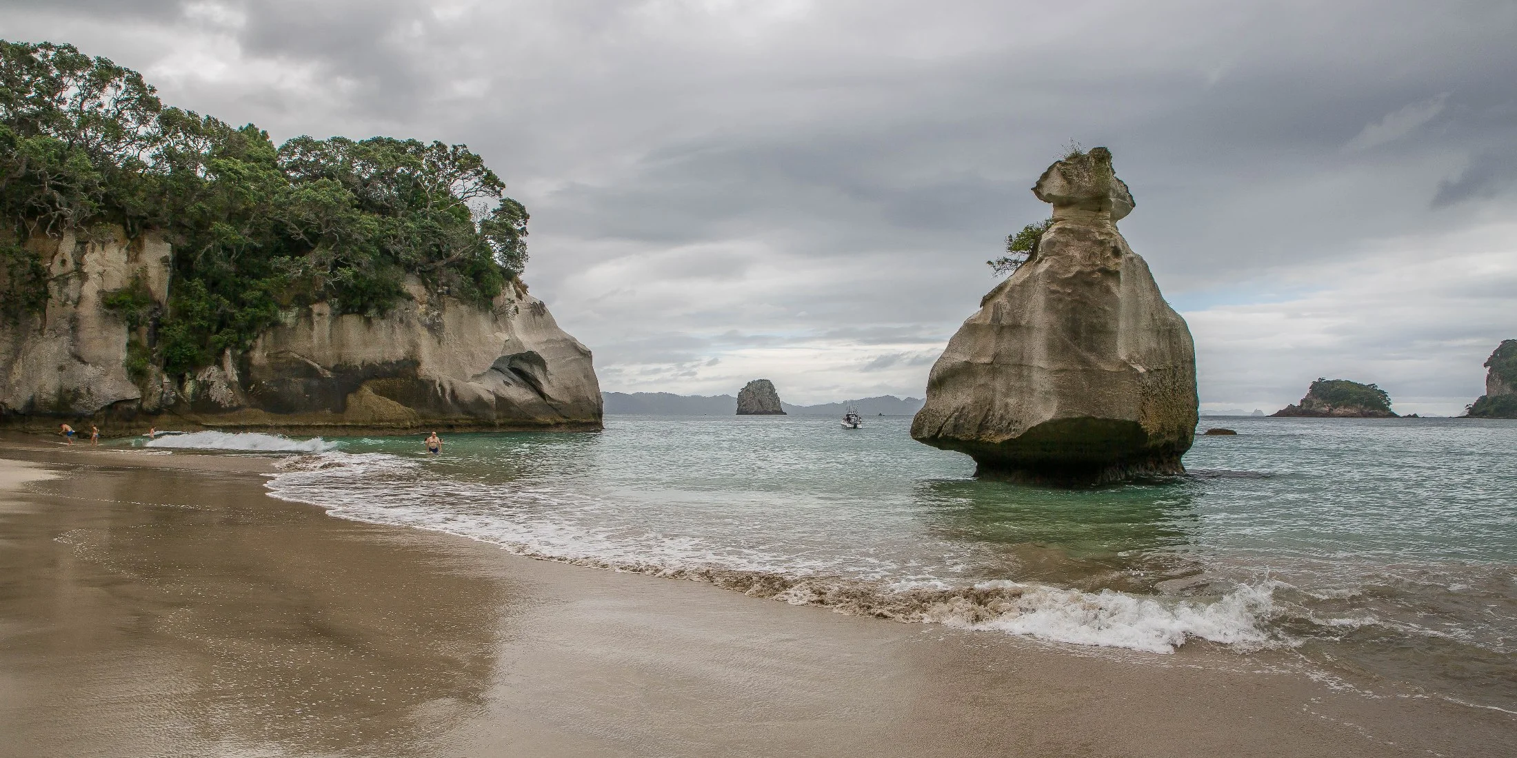 Cathedral Cove,d-794.jpg