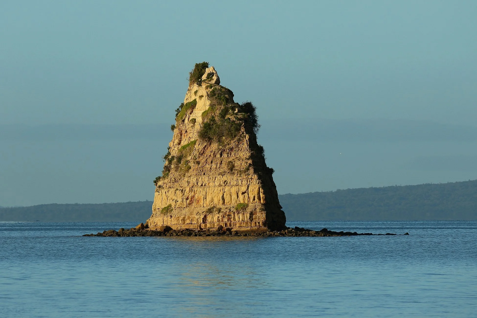 Kotanui Is,d-135.jpg