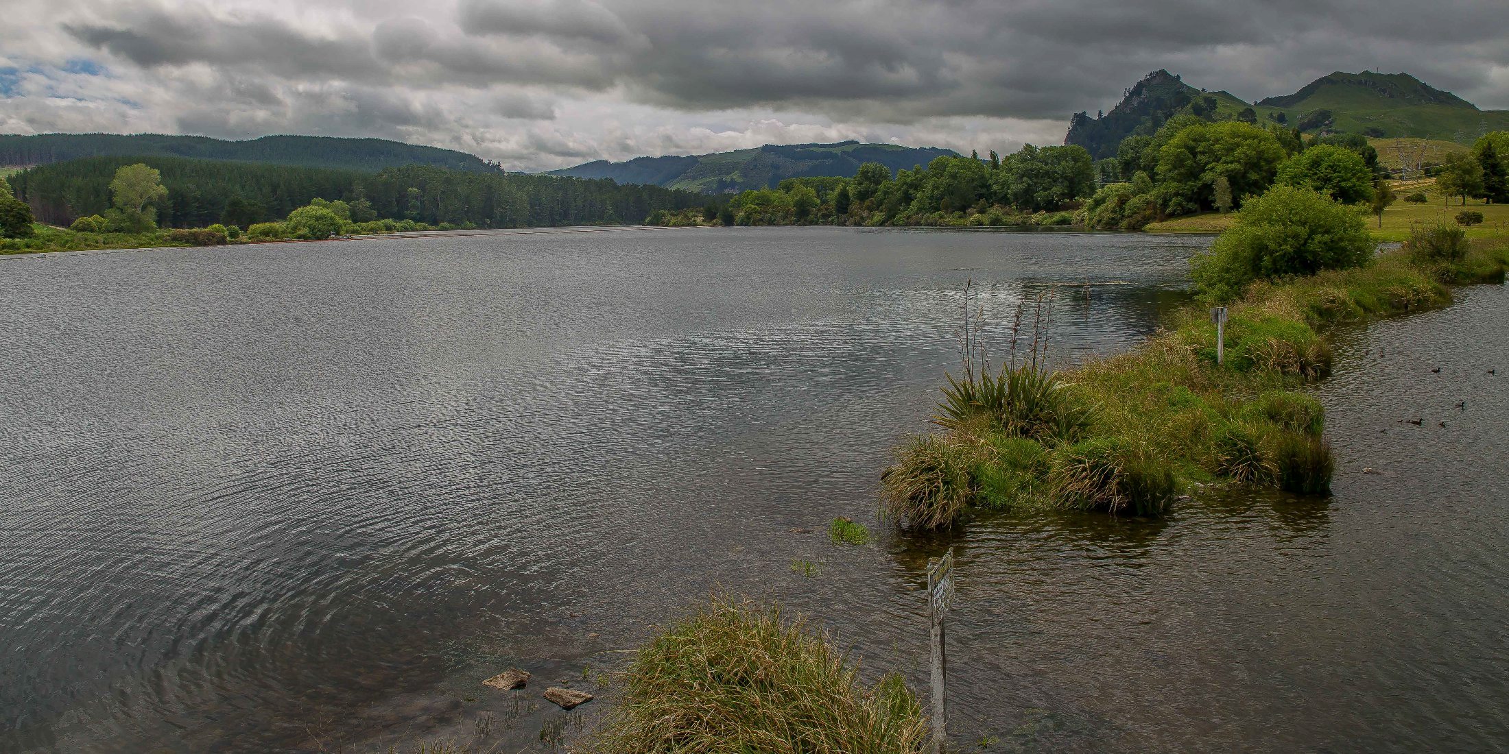 Lake Whakamaru,d-277.jpg