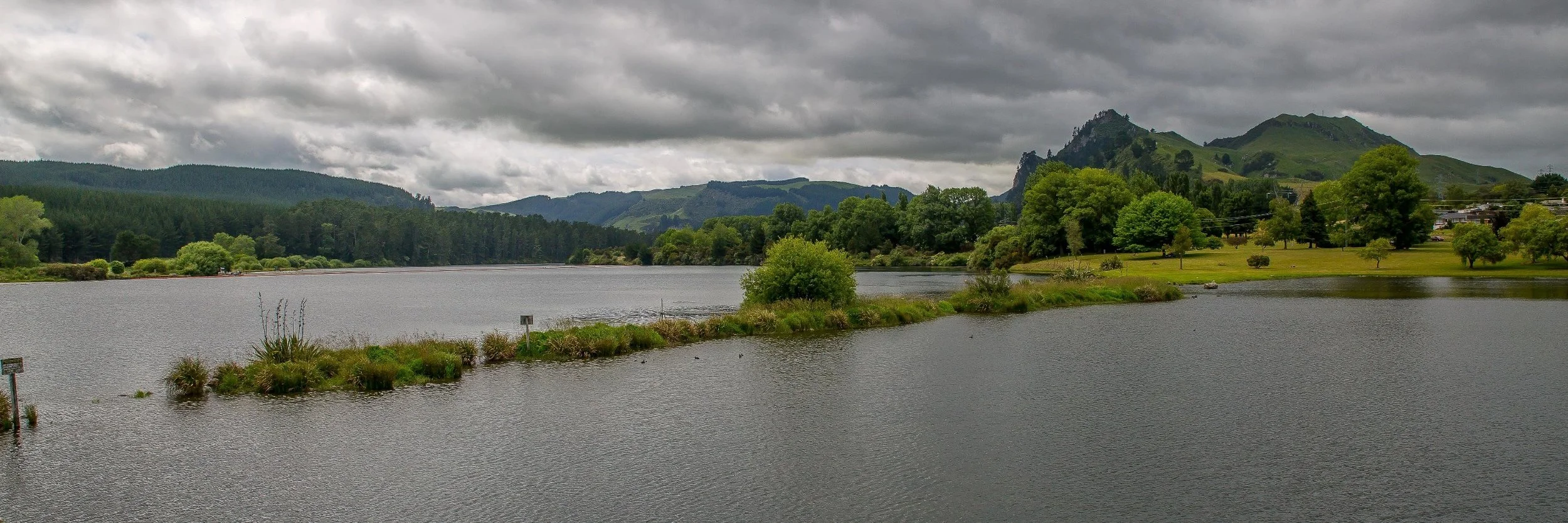 Lake Whakamaru,d-278.jpg