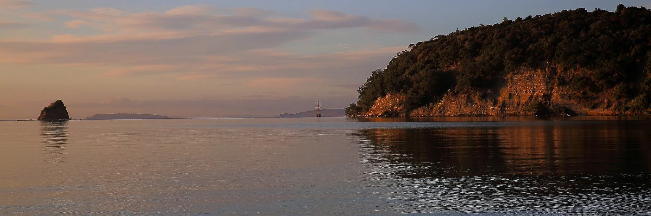 Otarawao Bay,123,-.JPG