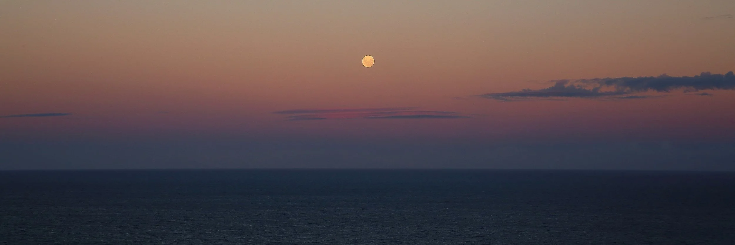 Moonrise,Kaiteriteri,084,-.JPG