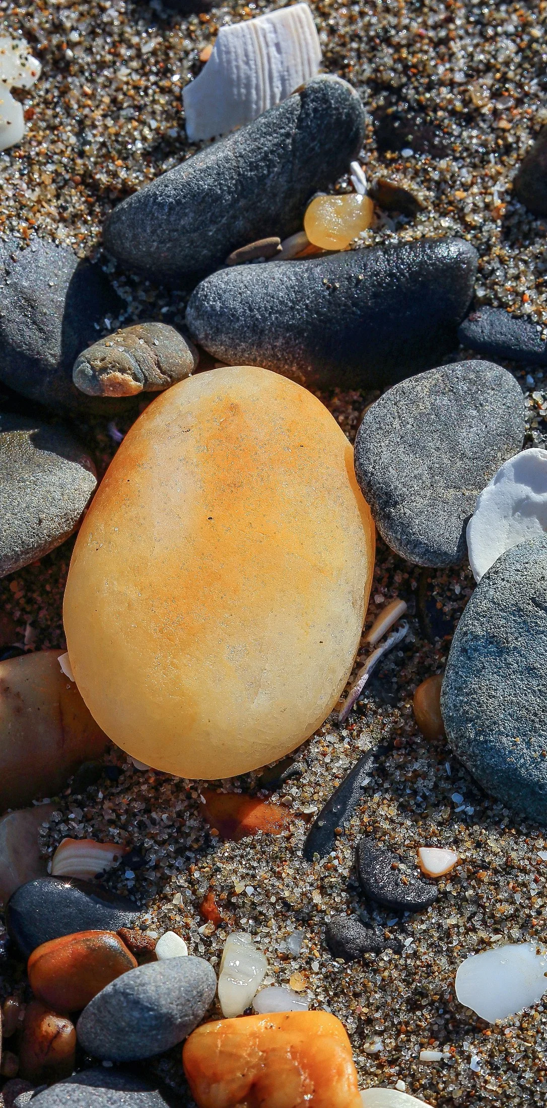 Pebbles,Takaka Coast,703,-.JPG