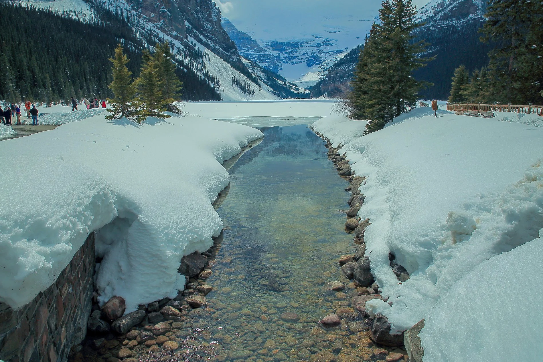 Canadian Rockies,Lake Louise,420,-.JPG