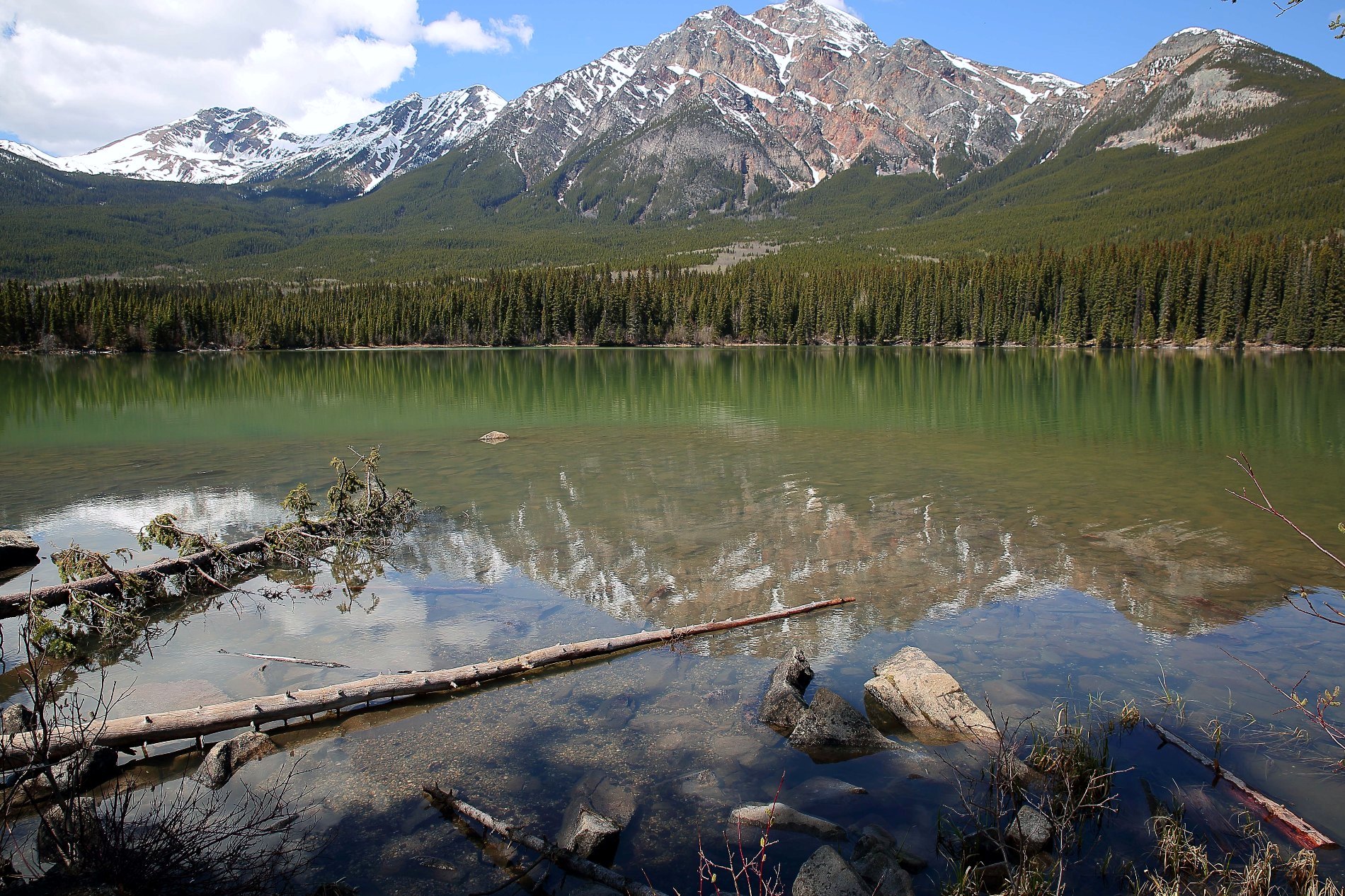Canadian Rockies,Pyramid Lake, 049,-.JPG