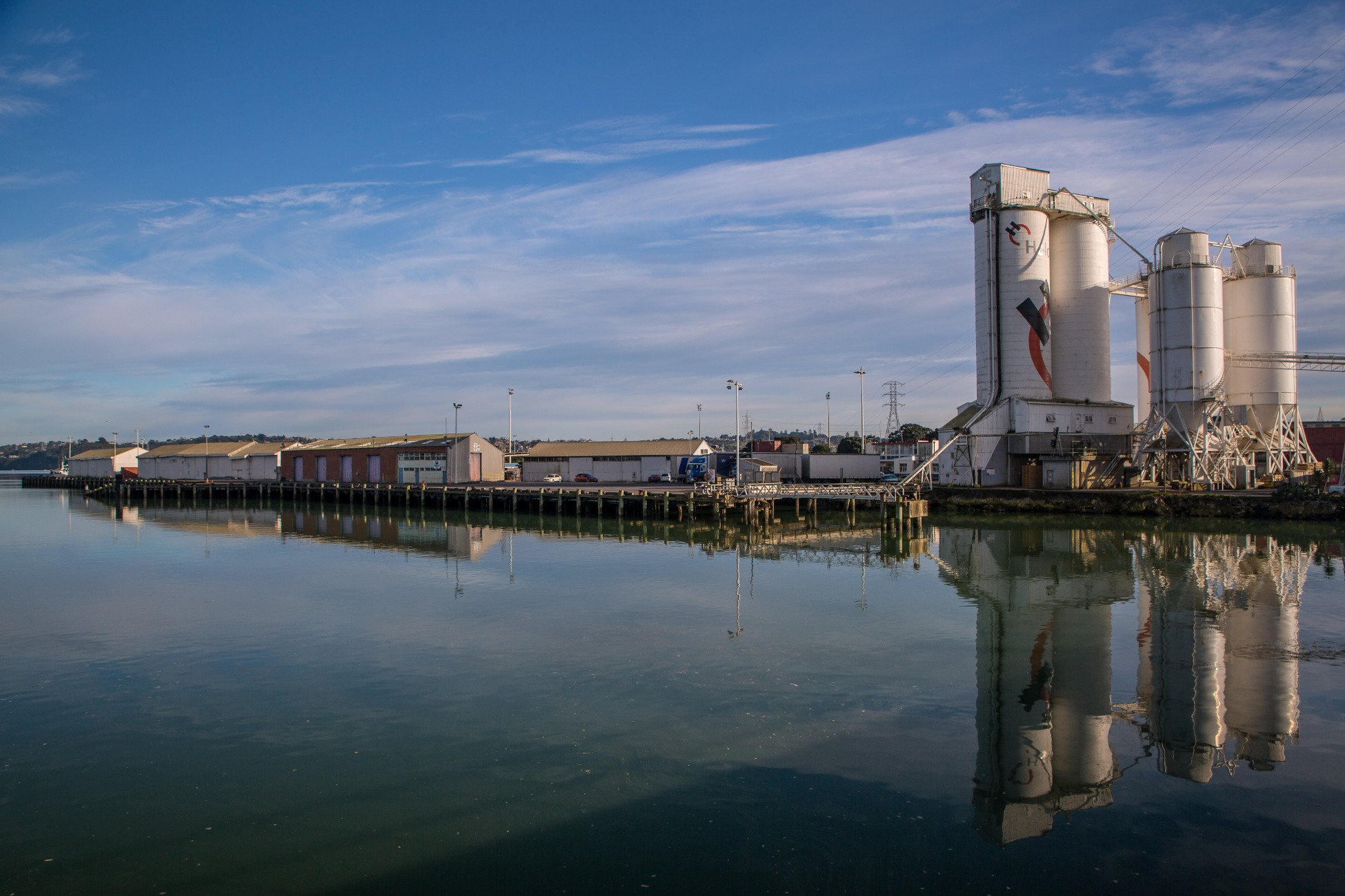 Mangere Bridge,-6097.JPG