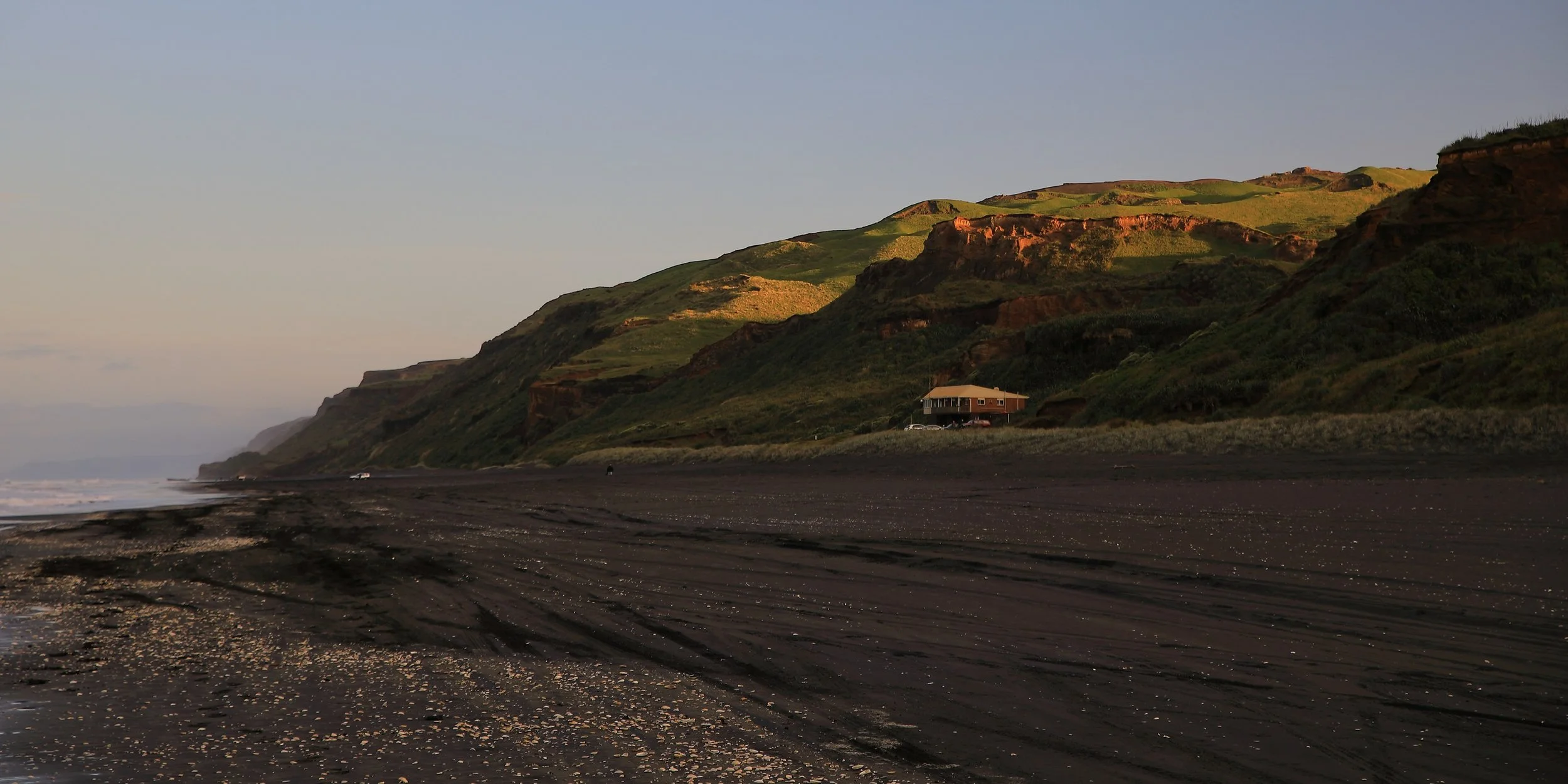 Karioitahi Beach,-769.JPG