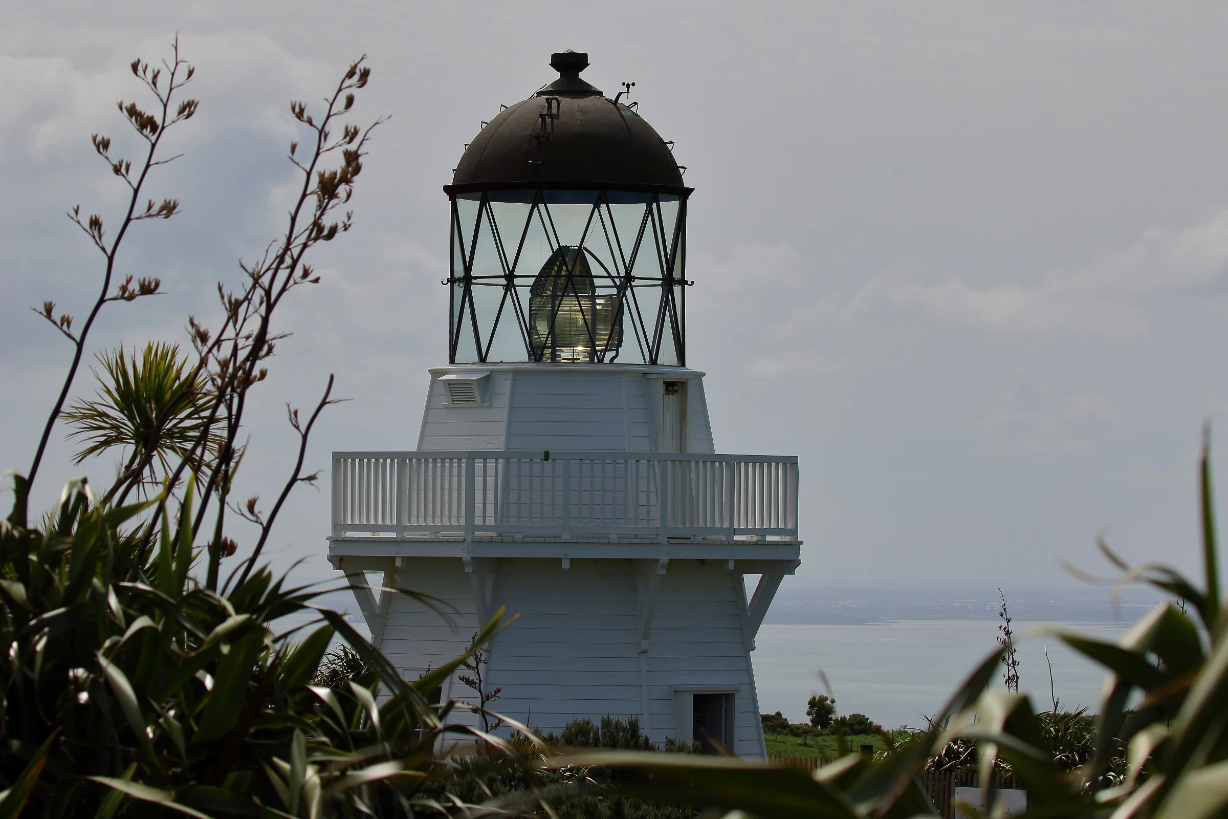 Lighthouse,Manukau Harbour South Head,-326.JPG