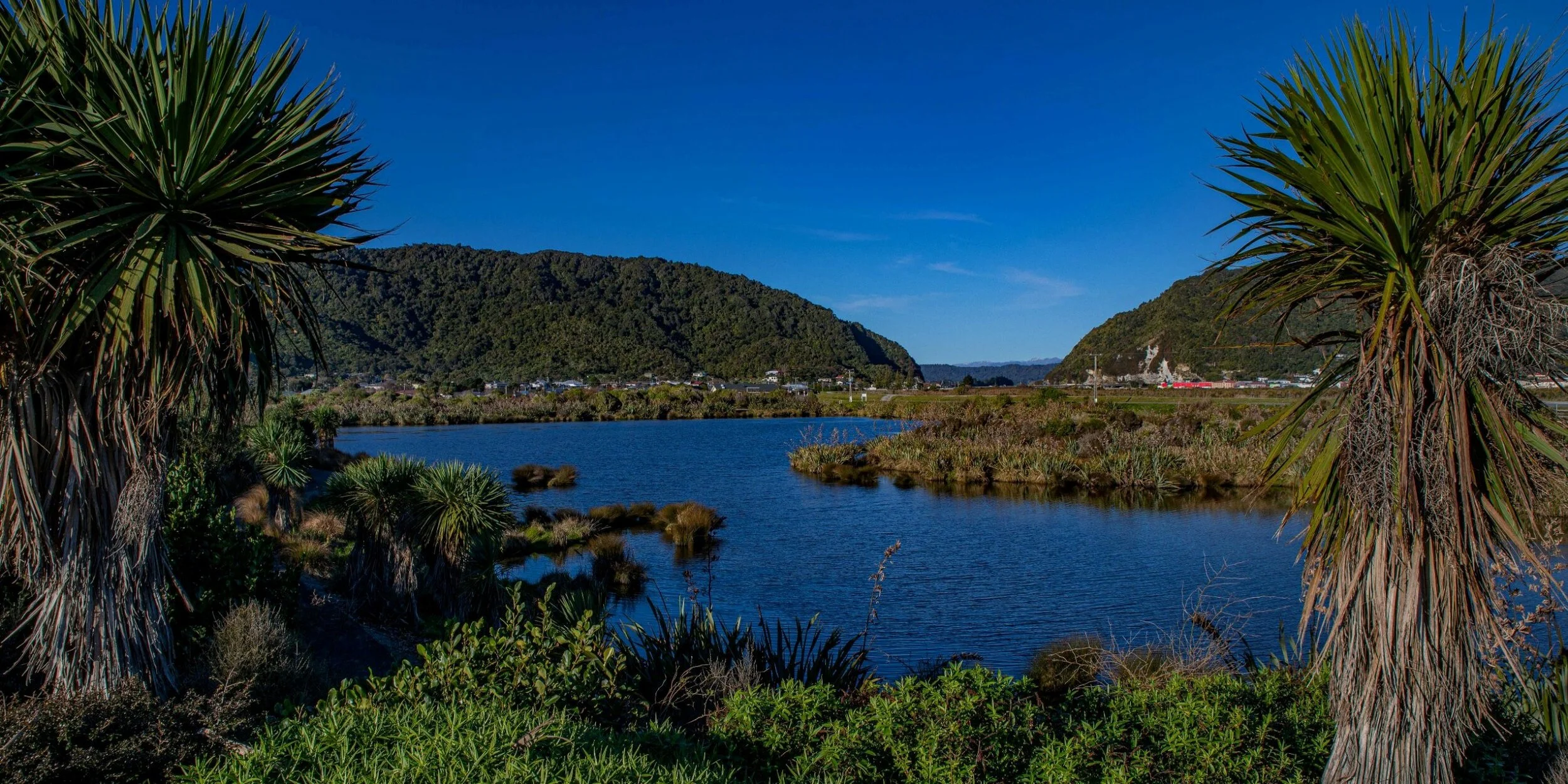 Greymouth,Cobden Aramohana Lagoon,-265.JPG