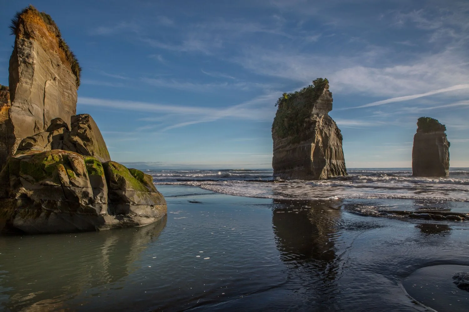 Tongaporutu,The Three Sisters,-5823.JPG