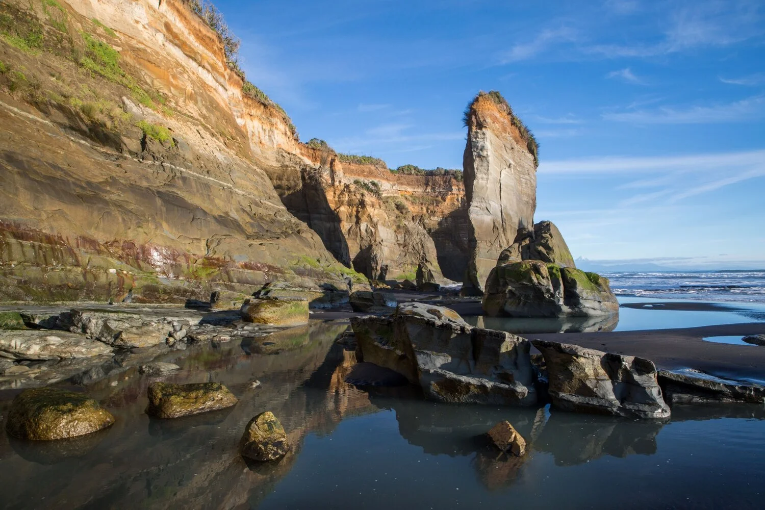 Tongaporutu,The Three Sisters,-5836.JPG