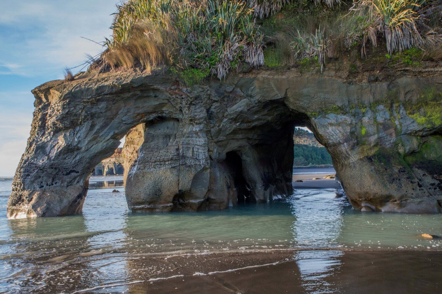 Tongaporutu,The Three Sisters,-5856.JPG