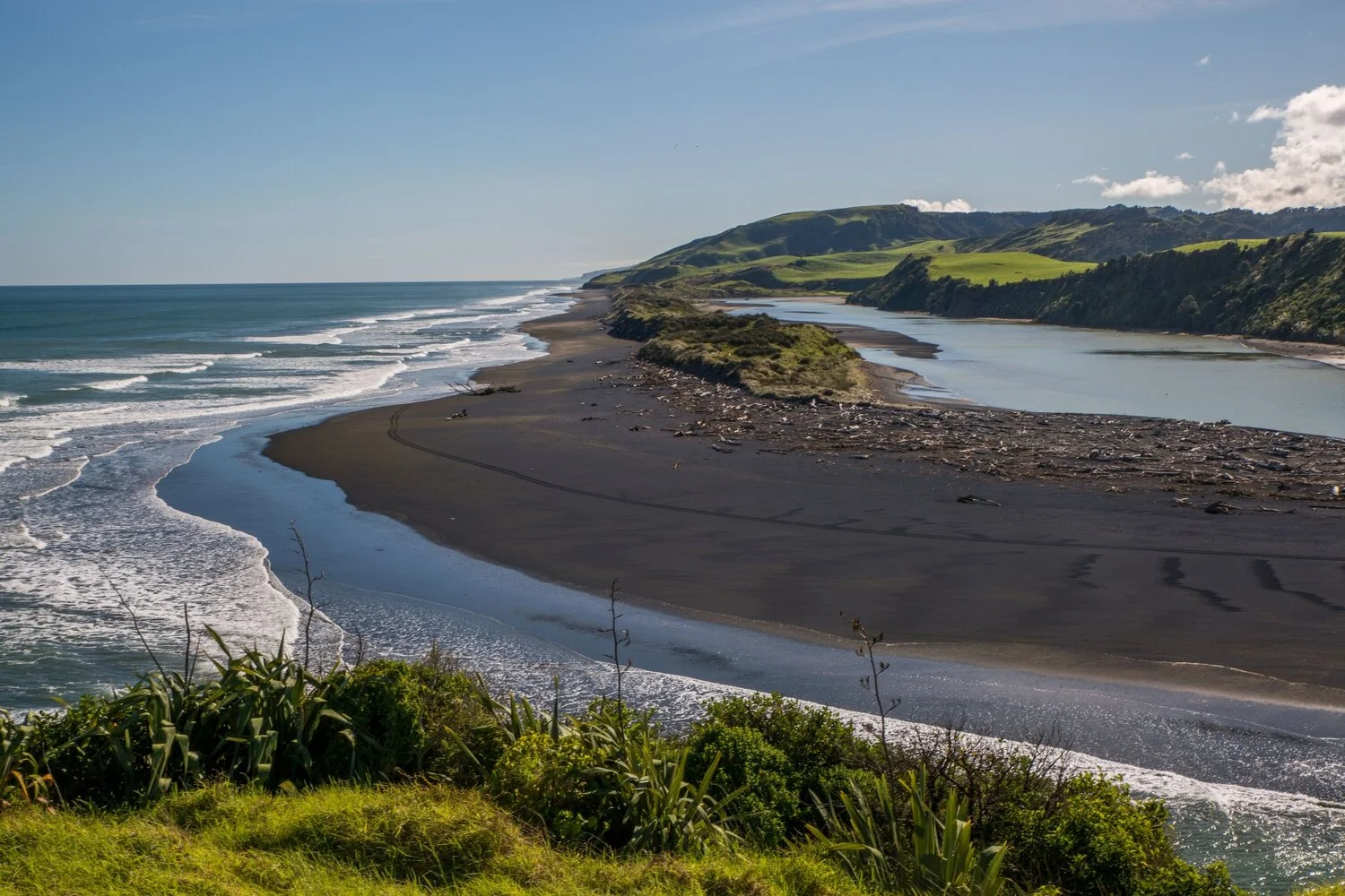 Awakino Heads,-6631.JPG