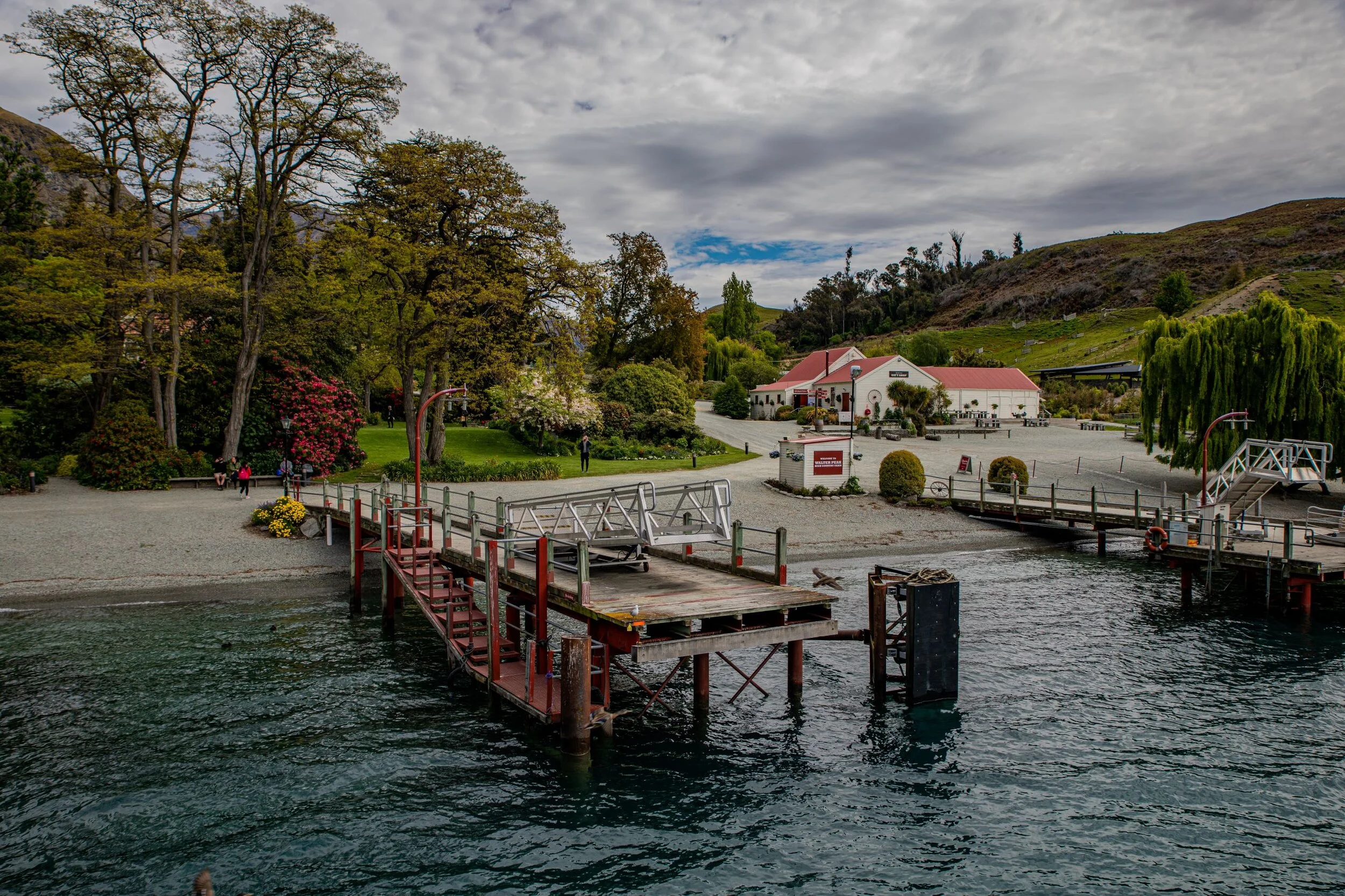 Otago,Queenstown,Walter Peak Station,-2001.jpg