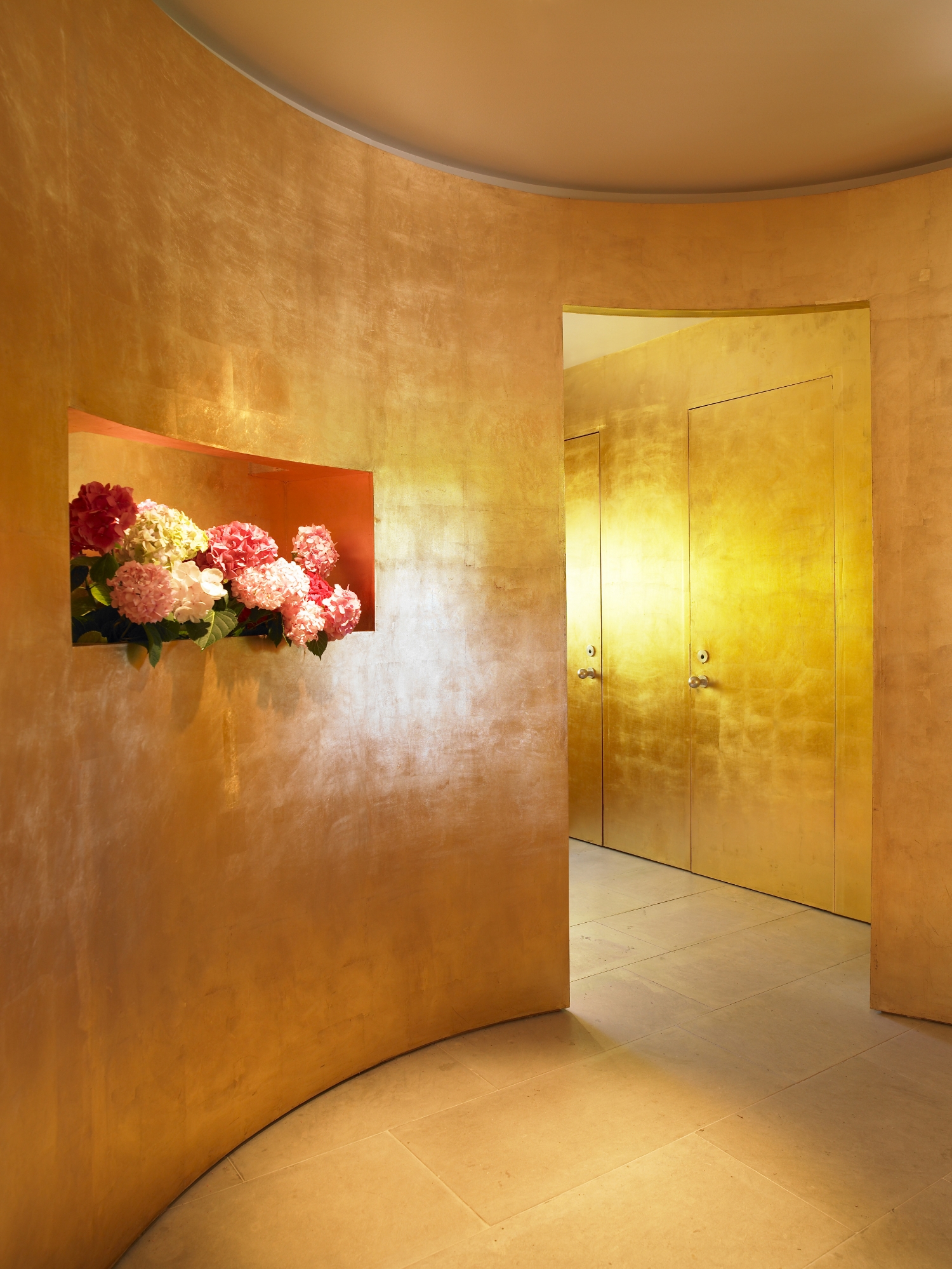 BLOOM_RESTAURANT_2007_2.jpg