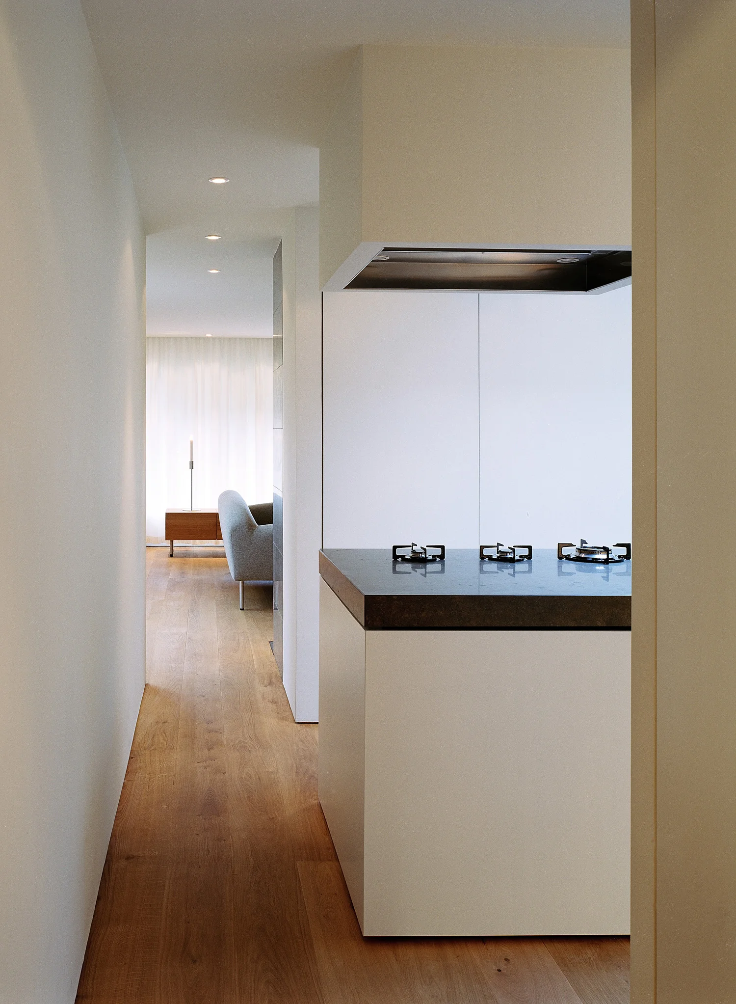 VILLA_A_1999_HALLWAY.jpg