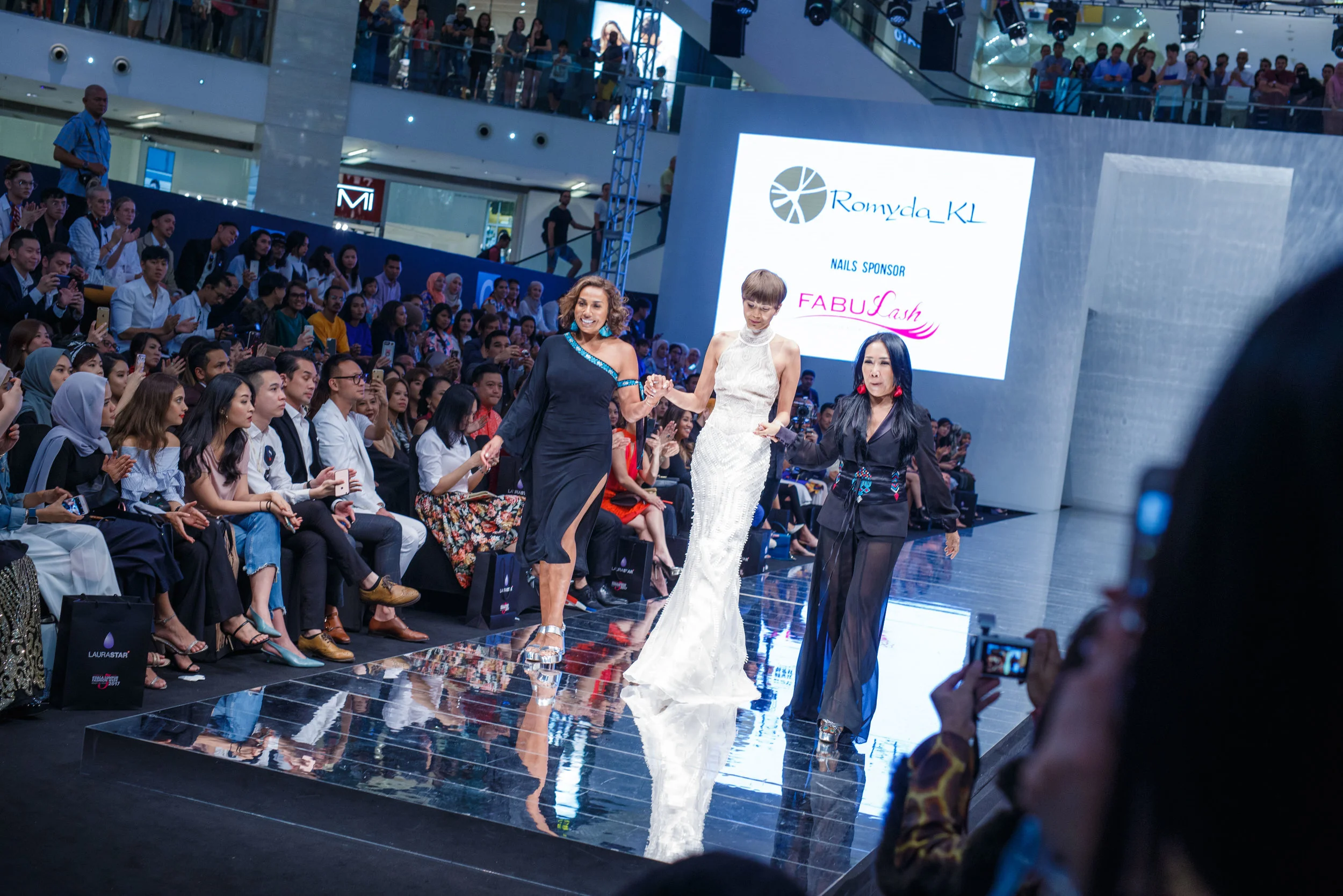 KLFW 2017 - Day 1 - PPS_2633 - Photo by All Is Amazing.jpg