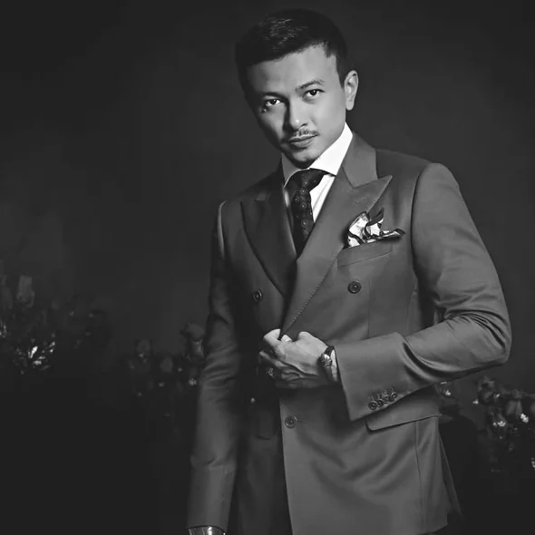 Jovian_Mandagie_-_JM_Couture.jpg