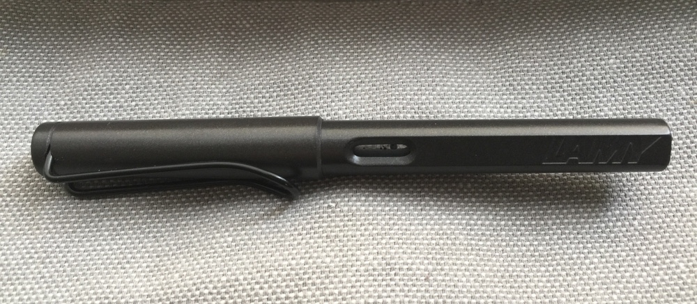  Lamy Safari Fountain Pen capped. The clip is extremely strong and resilient. 