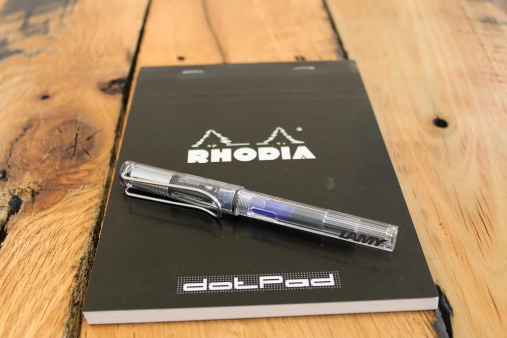 The Lamy Vista is a beauty. It's dramatically better-looking that its non-transparent Safari counterparts.