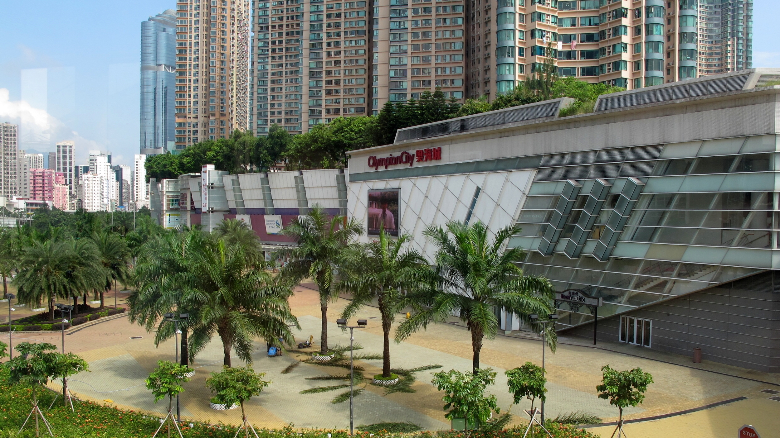 Luxstate - Real Estate - Retail - Hong Kong - Kowloon West - Olympian City 奧海城 (4).jpg