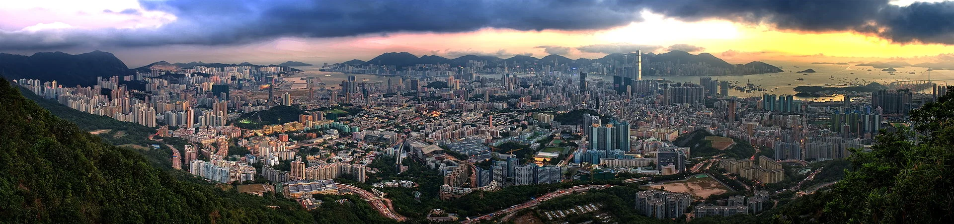 Hong Kong Overview (2).jpg
