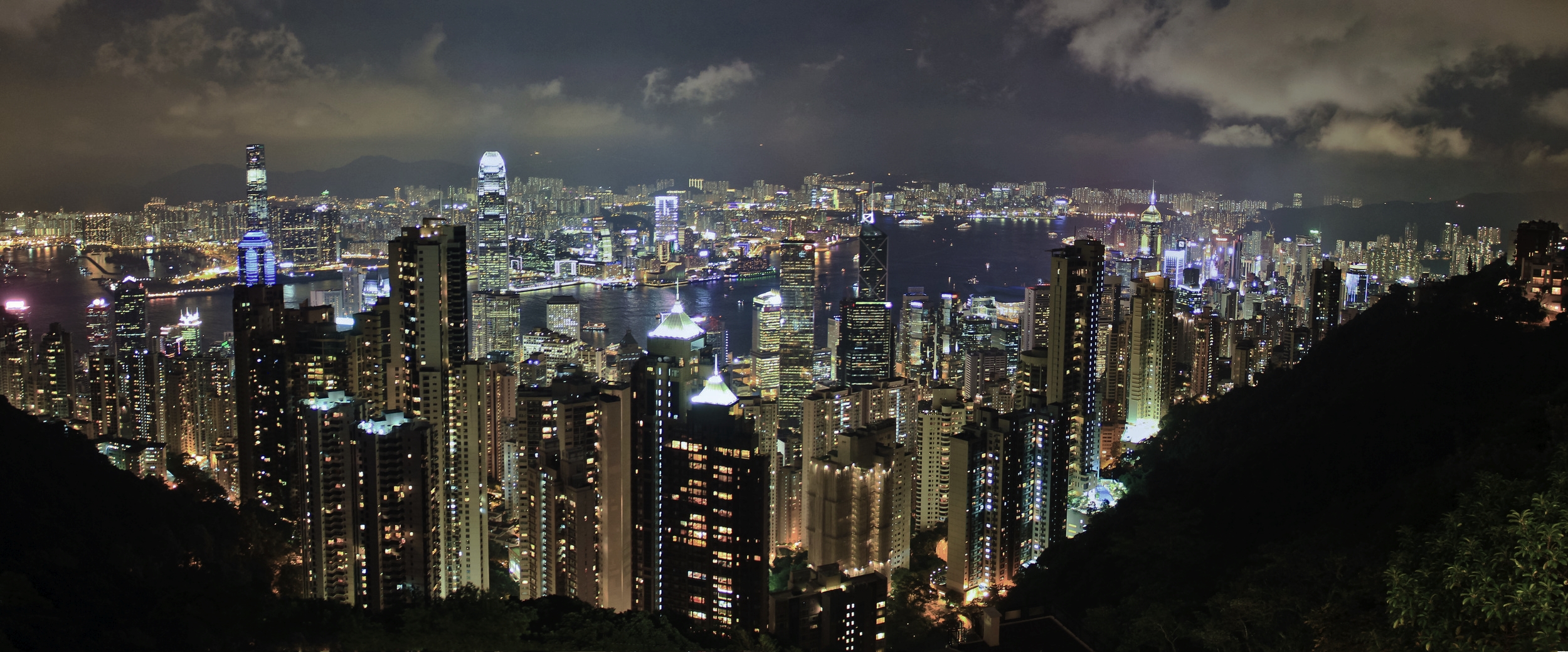 hong_kong_peak_panorama_remix1.jpg