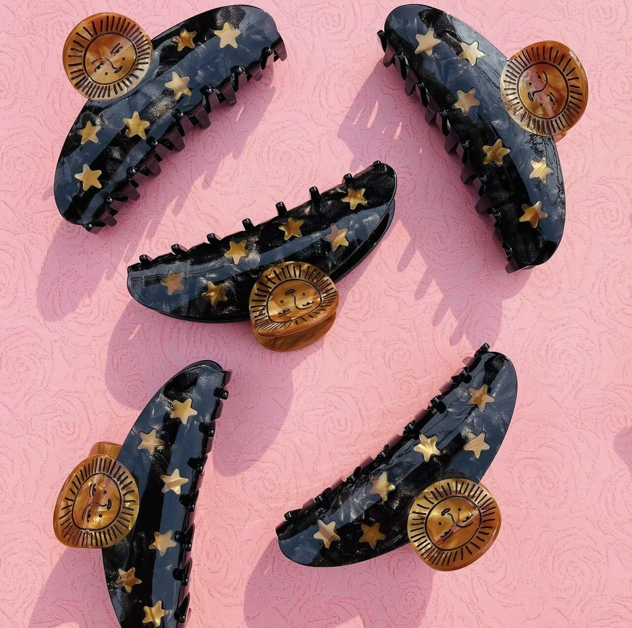 D6AE6E3C-8875-4008-BFE2-D29A811A80B3