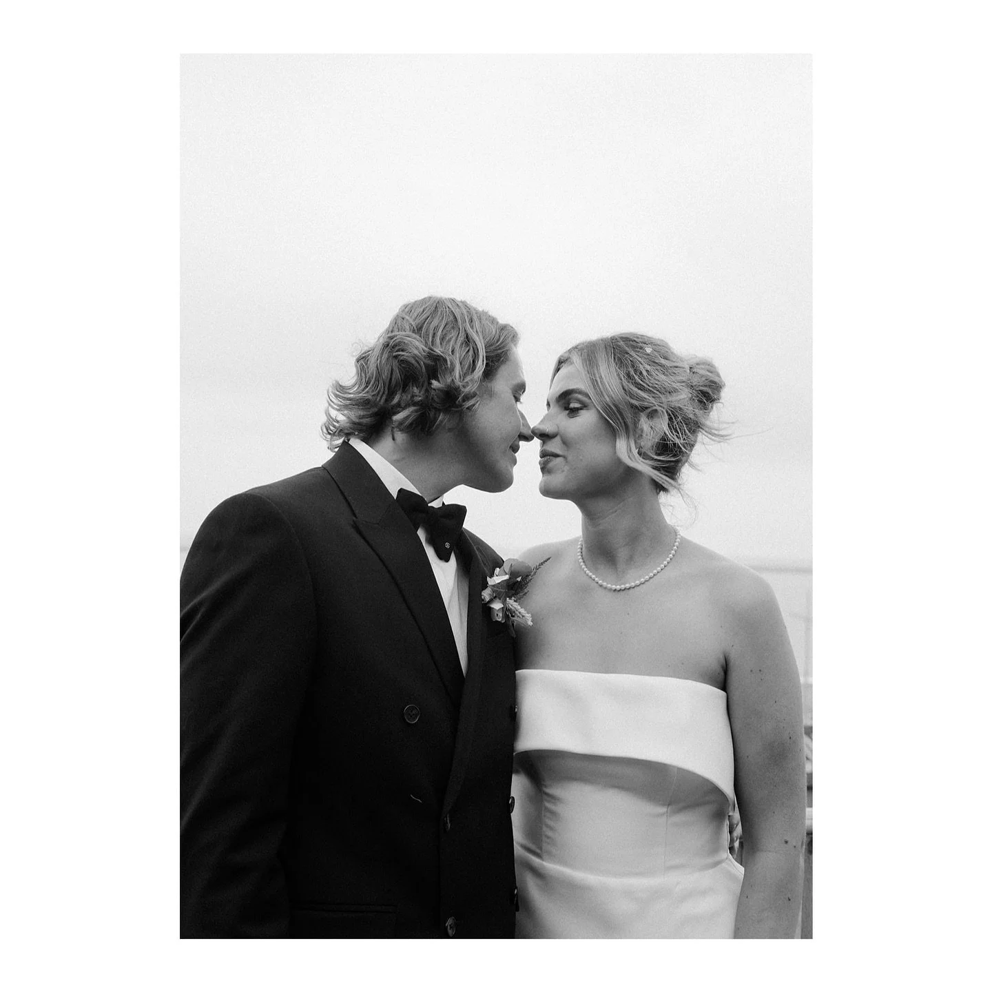 🎉 Megan &amp; David tied the knot at the beautiful Sunderland City Hall! 💍 After the heartfelt ceremony, they celebrated their love at a stunning sea-front restaurant with breathtaking views, sharing drinks with their closest family and friends. 🍾