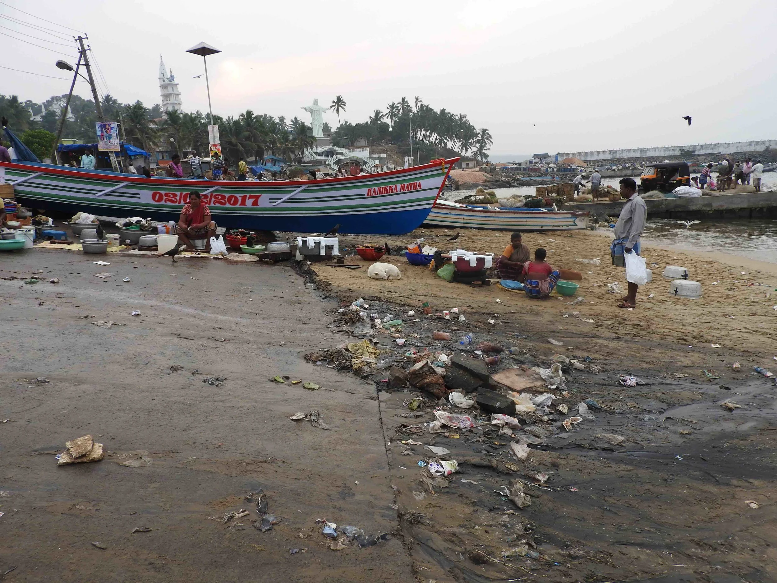Pressures of overfishing, increasing industrialisation and rampant marine pollution, as seen above, compound the problems facing marine ecosystems in Vizhinjam and surrounds and the local community who rely on them for survival.