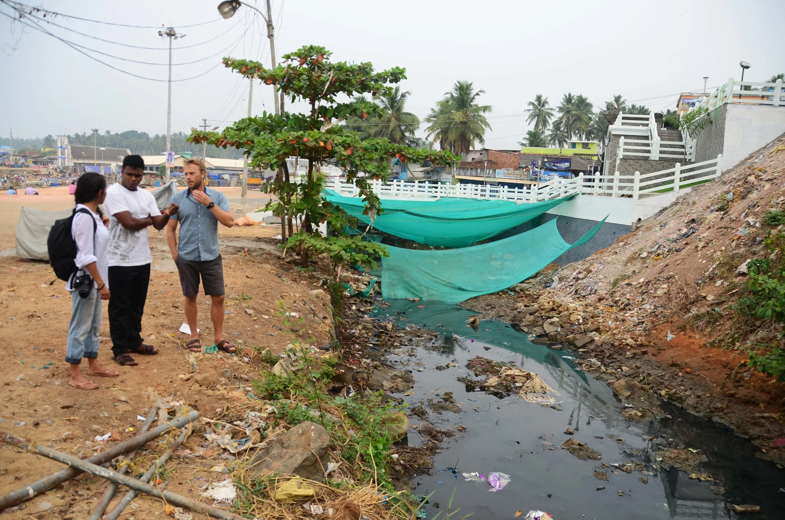 The team assessing the polluted estuary,  Gangaya , in Vizhinjam Harbour.