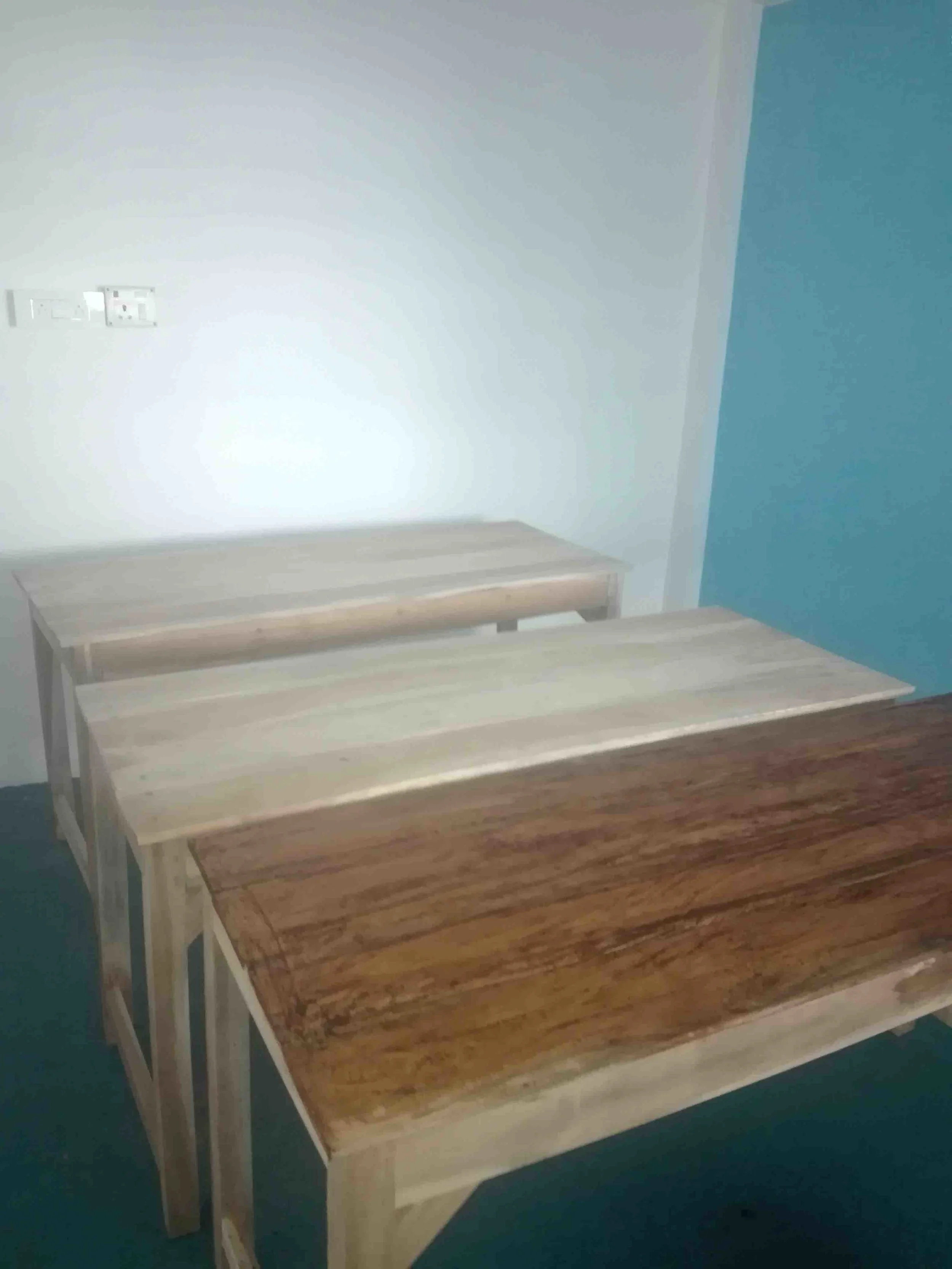 A finished coffee stained table!