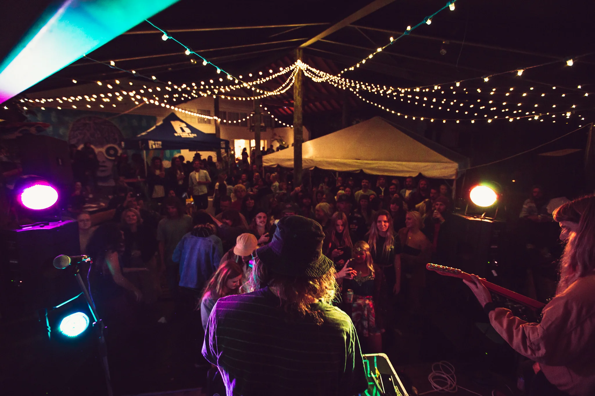 DropLegs performing at Byron Bay Brewery. Photography - Dane Scott Creative.