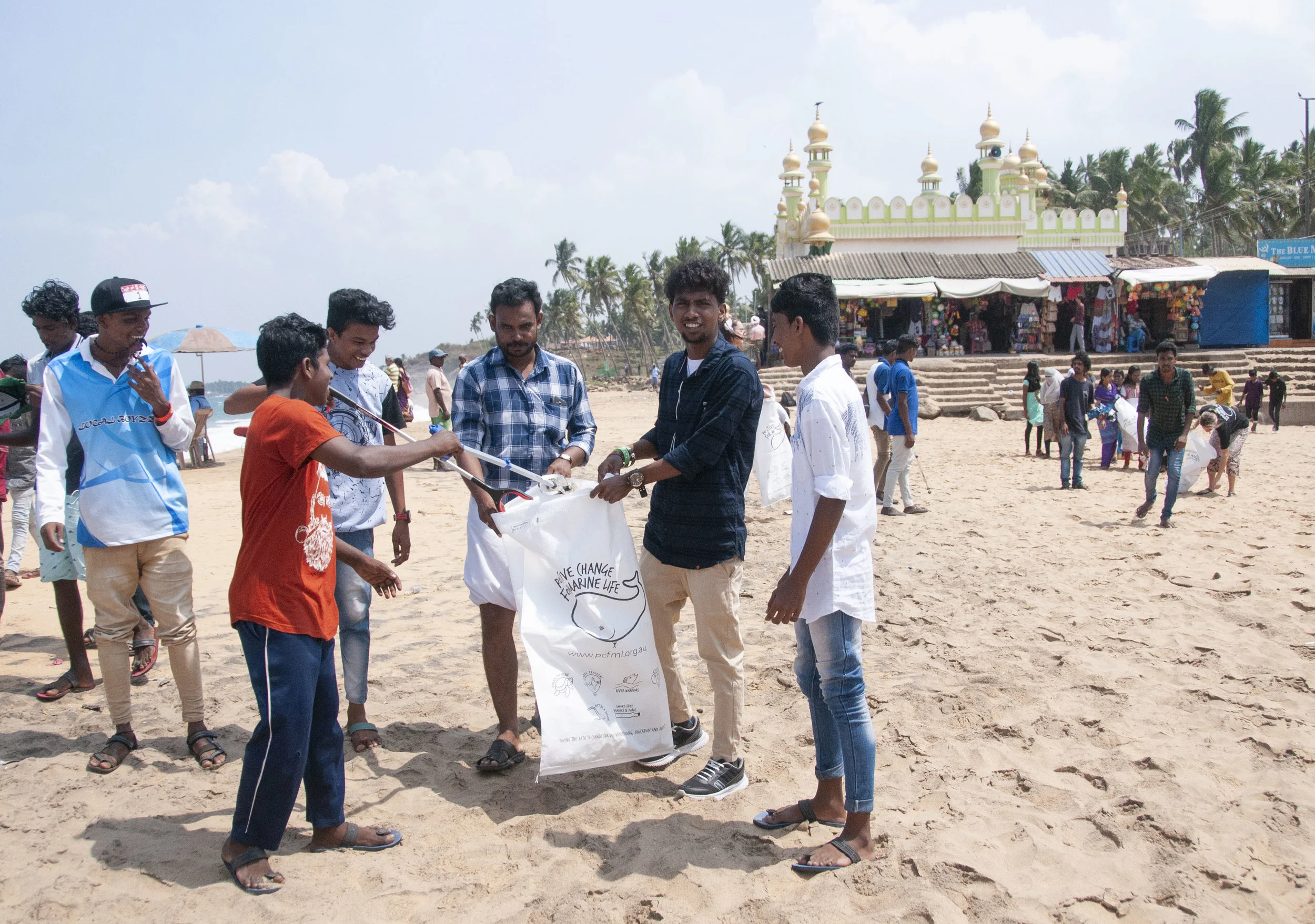 Getting the kids from the fishing community engaged in creating a waste free future starts here!