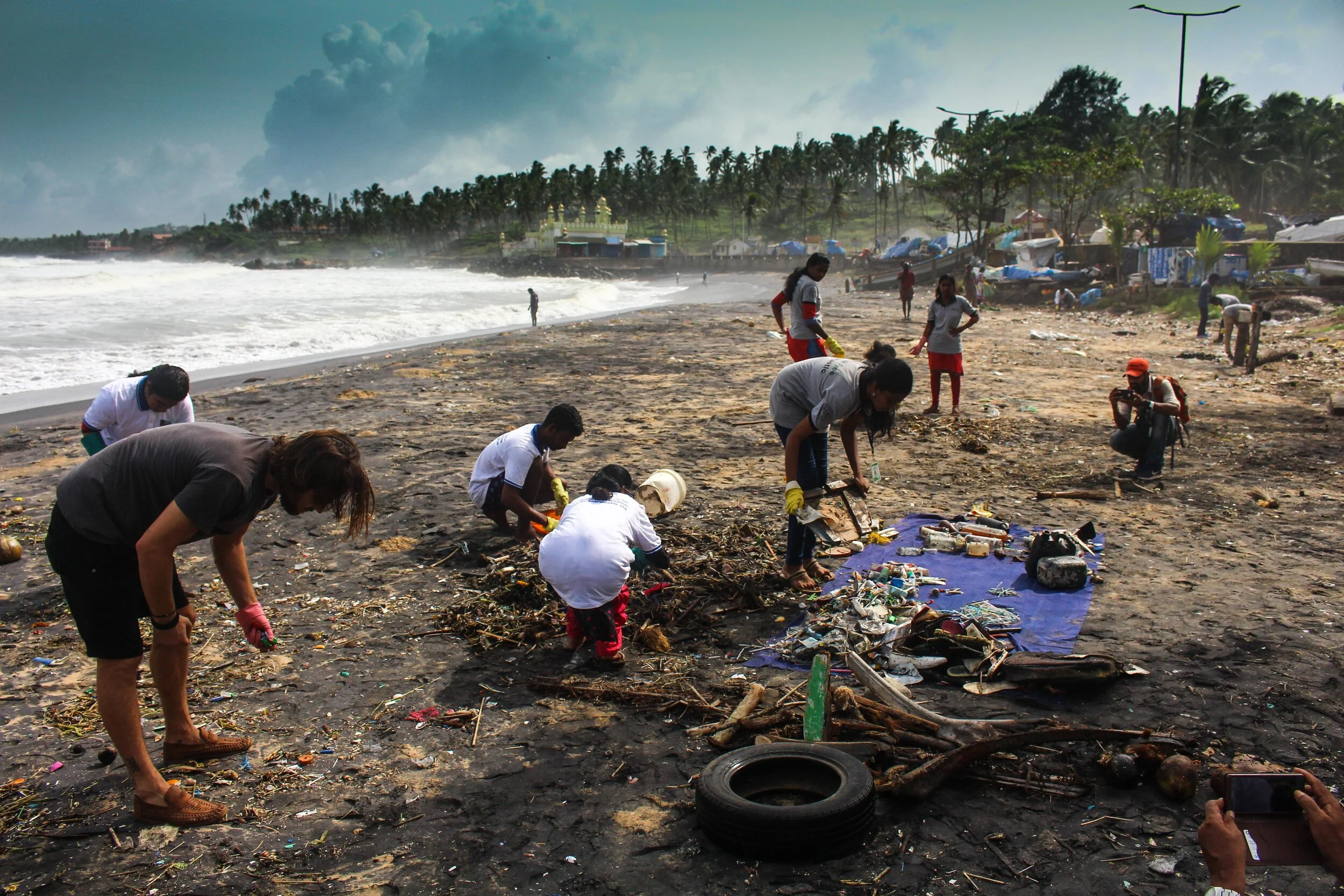 With a severe lack of waste management and recycling facilities, the majority of this plastic waste ends up in the ocean, destroying marine ecosystems, affecting fisheries and killing millions of marine animals every year.