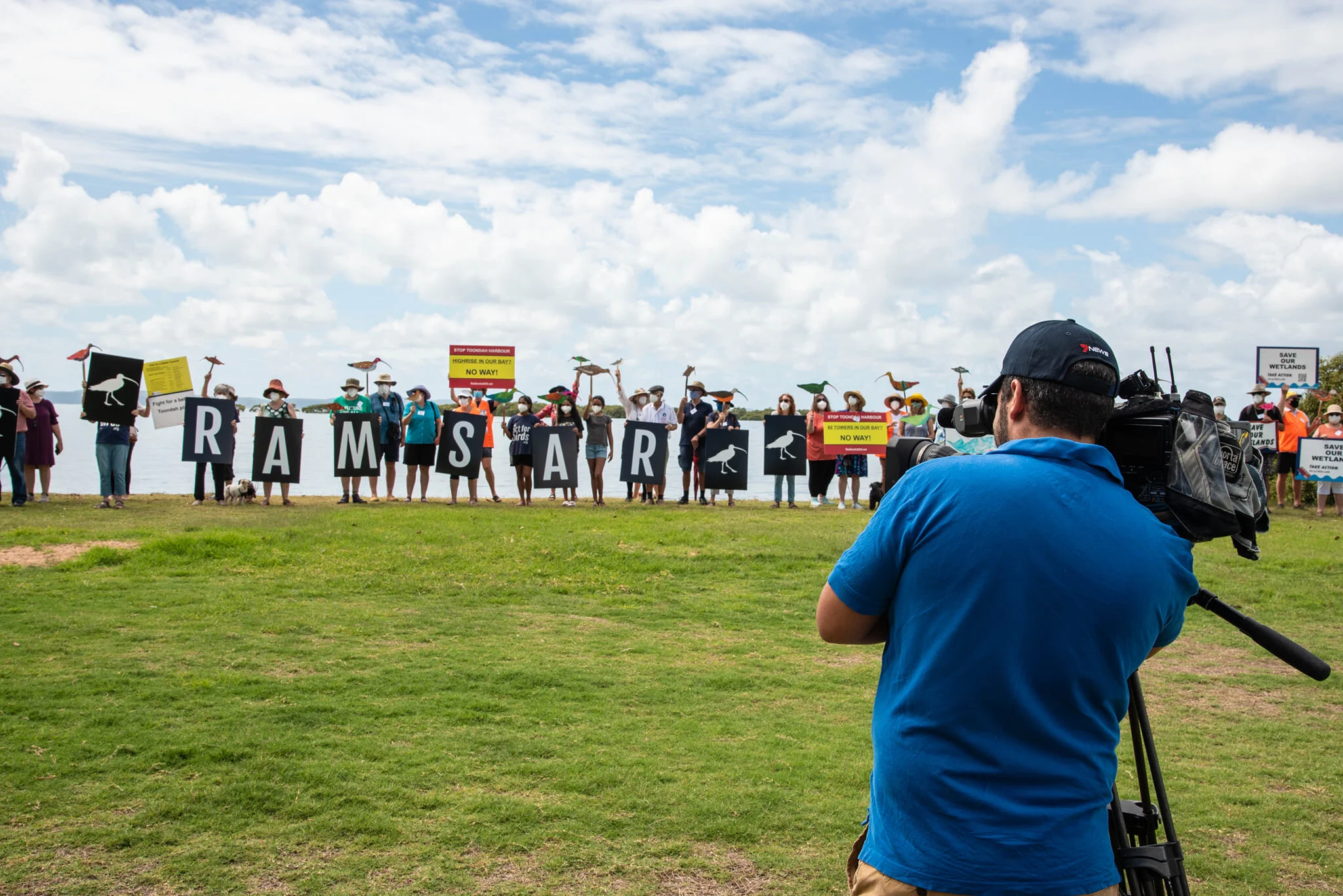 Alongside  BirdLife Australia , Redlands 2020 and the  Australian Conservation Foundation  over 130 people (restricted due to COVID) took part in the event to highlight the threats that globally migrating birds, sea turtles, dugongs, resident koalas and other species are facing.