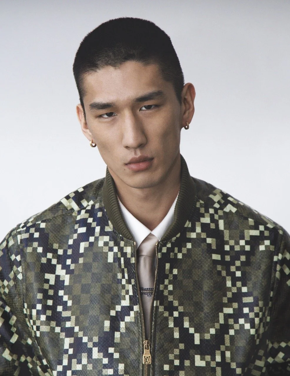 GM_61_Mens_All_Page_53_Image_0001 Large.jpeg