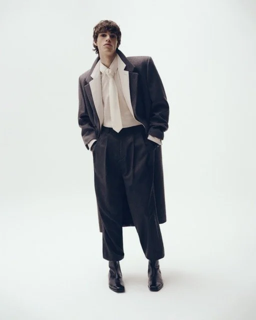 580. 20_10_25_Glass_Magazine_PS26_Shopping_Guide_Look_01_0276 Medium.jpeg