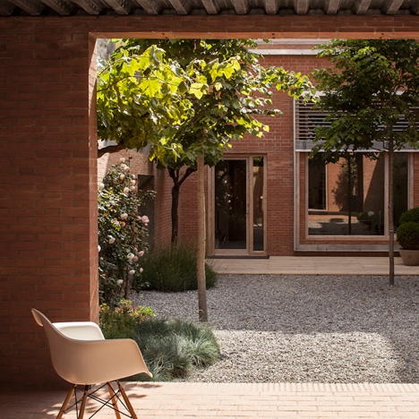 VIVENDA UNIFAMILIAR A BARCELONA