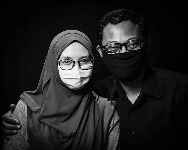 MASK /UNMASK #14

Wife and husband:
Isfarisha Sakina,29
Iswandiarjo, 37

Today we saw the biggest spike of 287 new COVID-19 cases. 
As the frontliners struggle under the weight of the new onslaught, they need us, the backbenchers, to stem the spread 