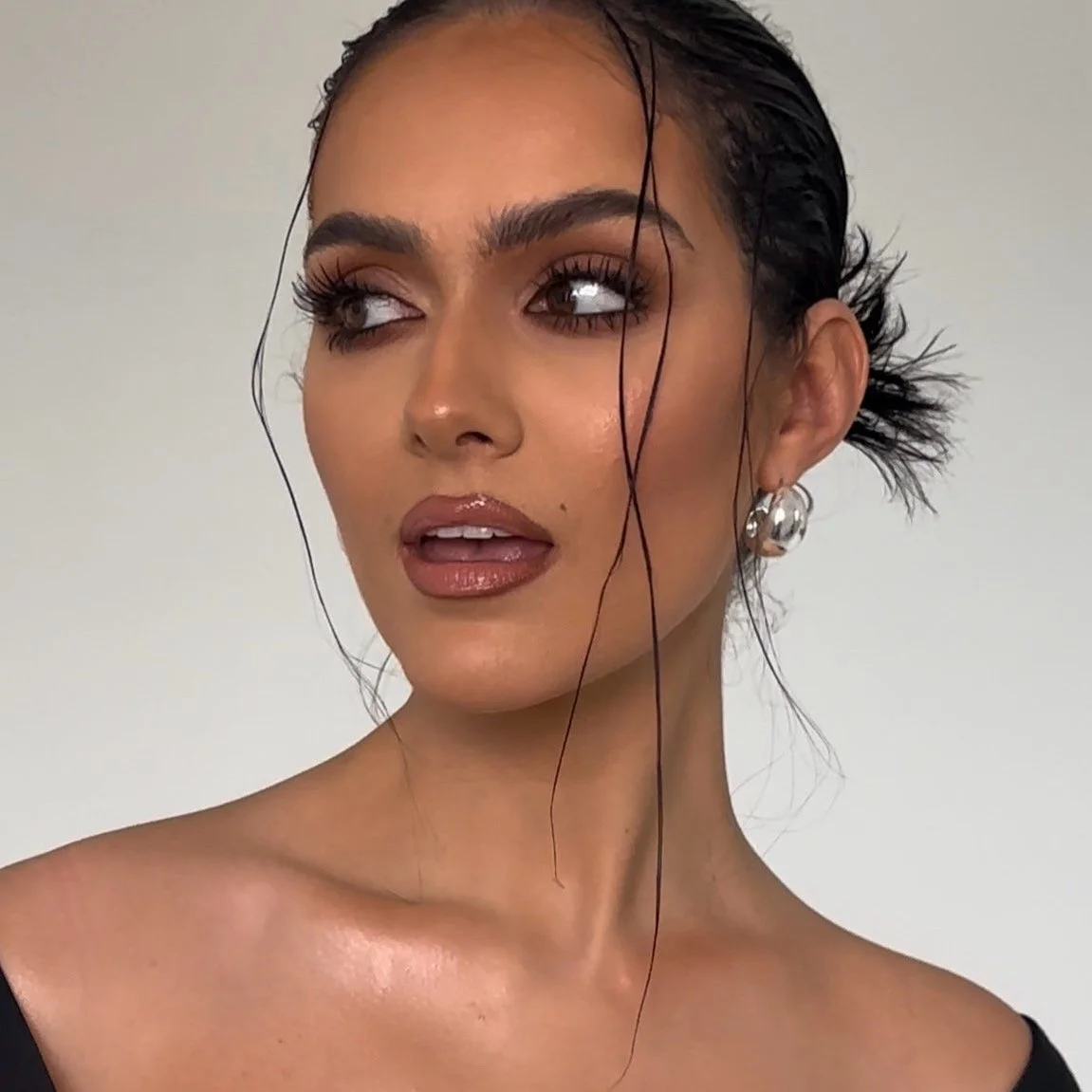Facetune_14-03-2024-22-32-10.jpg