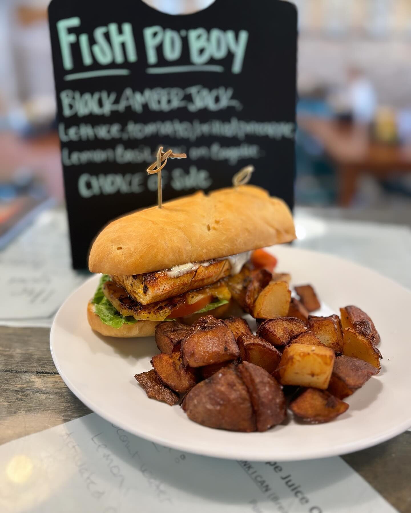 Todays special : Fish Po&rsquo;Boy . Black amber jack, lettuce, tomato, grilled pineapple, lemon basil aioli , on a baguette. Served with choice of side . #warehousebakeryanddonuts #fairhope #fairhopealabama #fish #fishpoboy #bakery #madefromscratch 