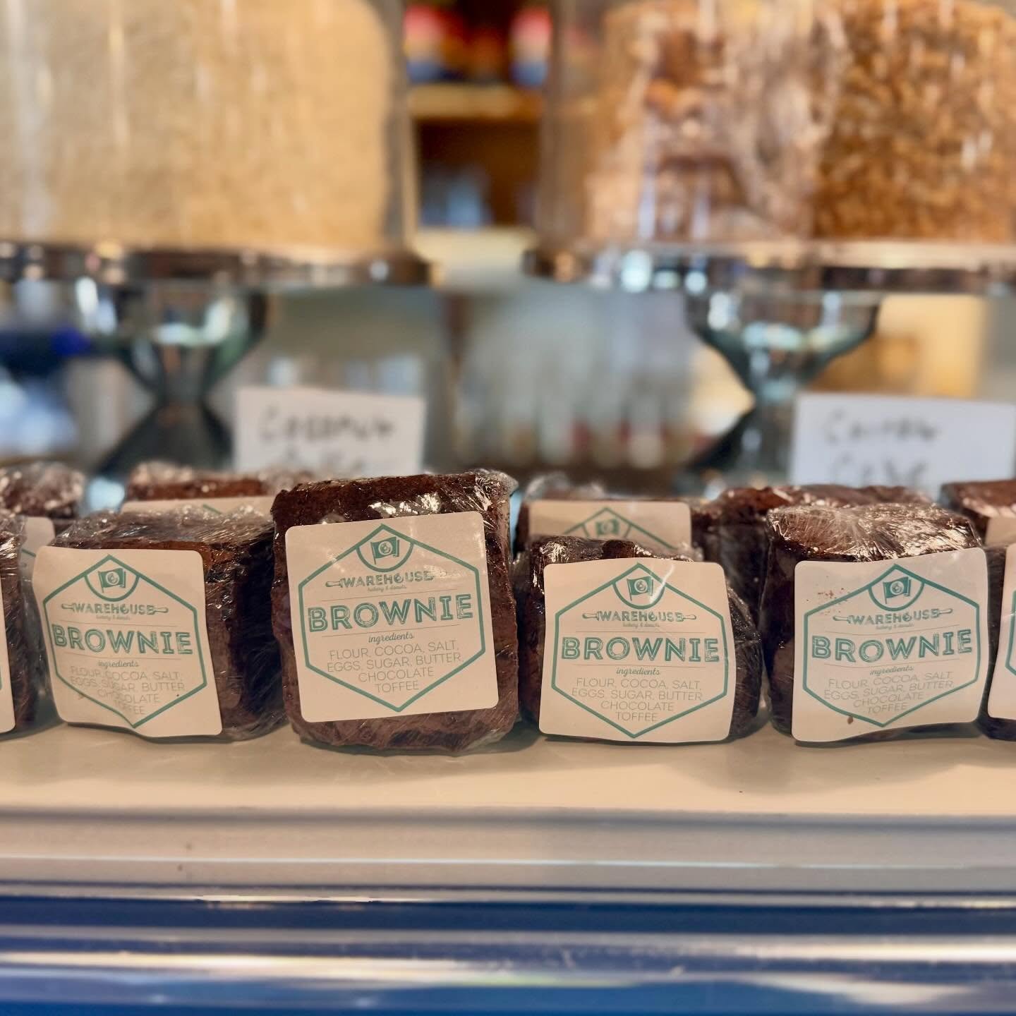 Happy Cinco de Mayo! Next time you&rsquo;re in the ordering line with us and you&rsquo;re feelin&rsquo; like throwing your taste buds a lil fiesta, we invite you to take a look at our homemade cookies and brownies&mdash; regular and gluten free optio