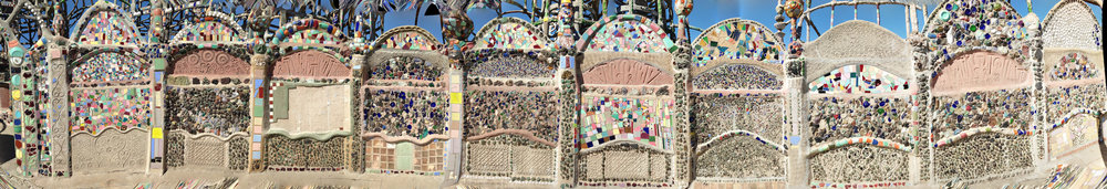 2015_03_28_Watts_Towers_wall_Kcymaerxthaere_Pano_sm.jpg