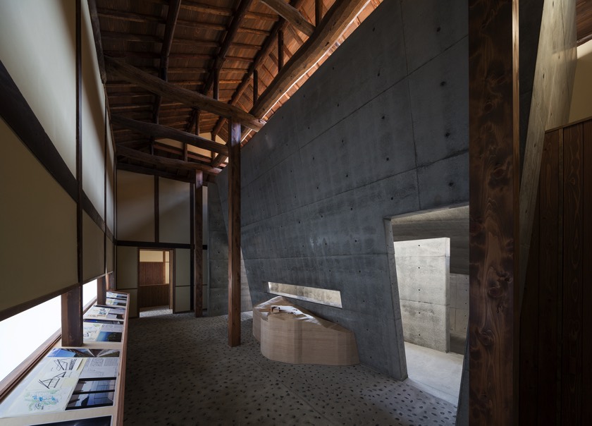 Naoshima Ando museum interior.jpg