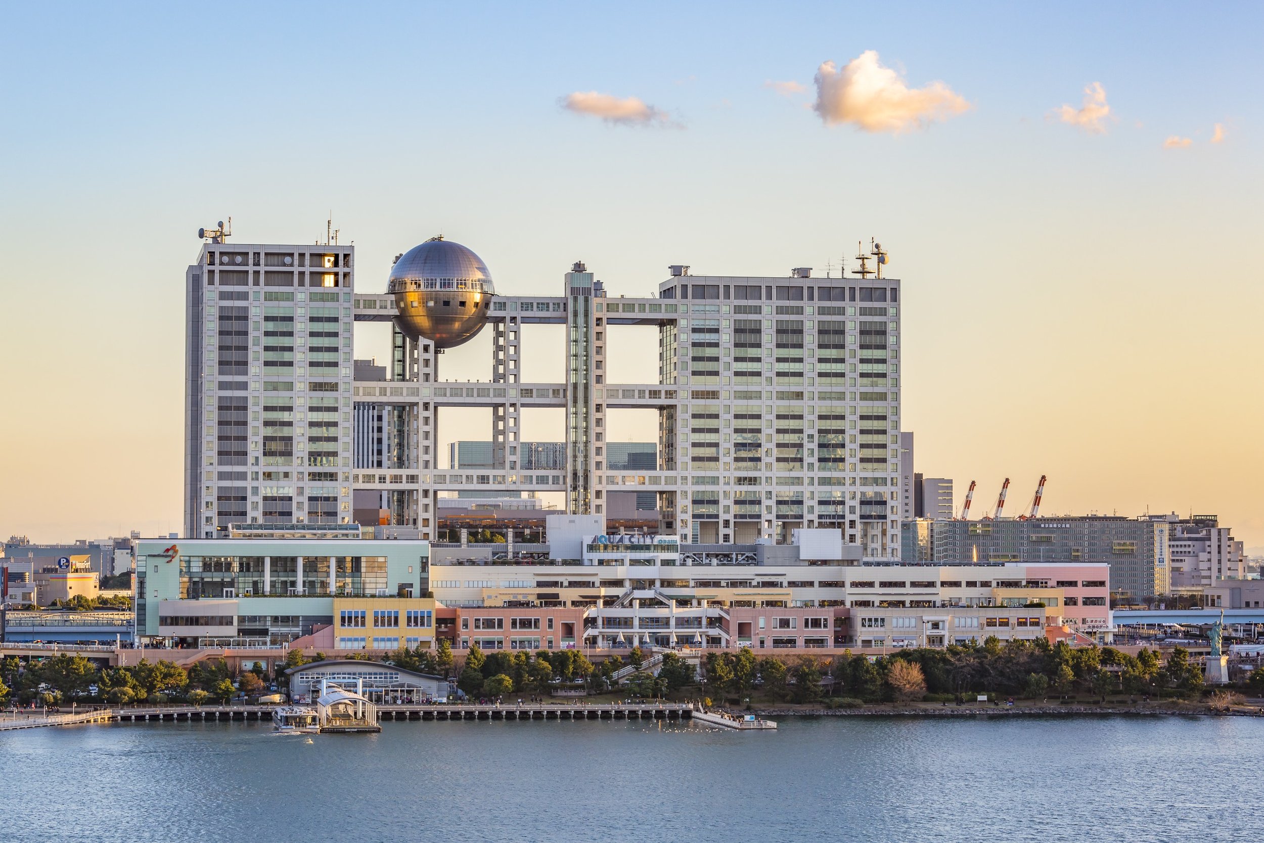 Fuji-TV-Building-Odaiba-lead-.jpg