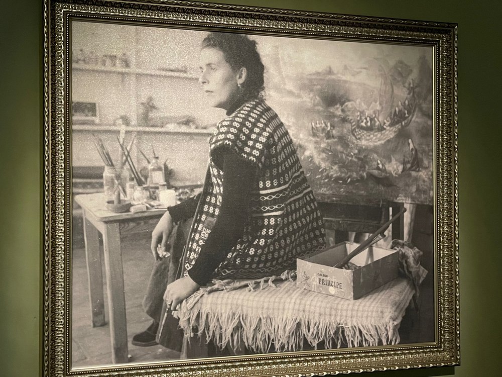 Leanora Carrington in her studio 1955#© Museo Leanora Carrington